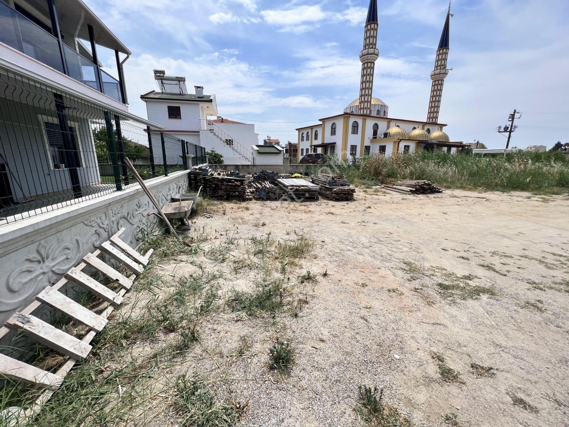 Balıkesir Ayvalık Altınova Da Satılık Villa İmarlı Arsa - Görsel 4