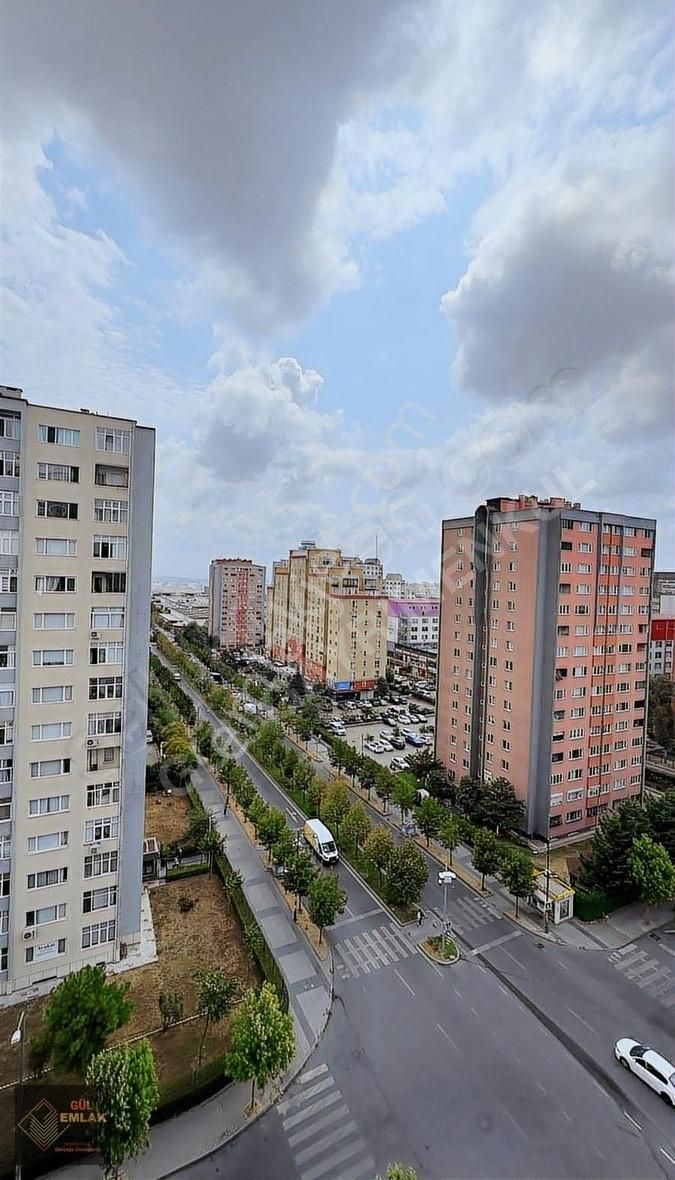 Beylikdüzü Site Metrobüs 3 Dk Geniş Ferah 3+1 Kiralık Daire