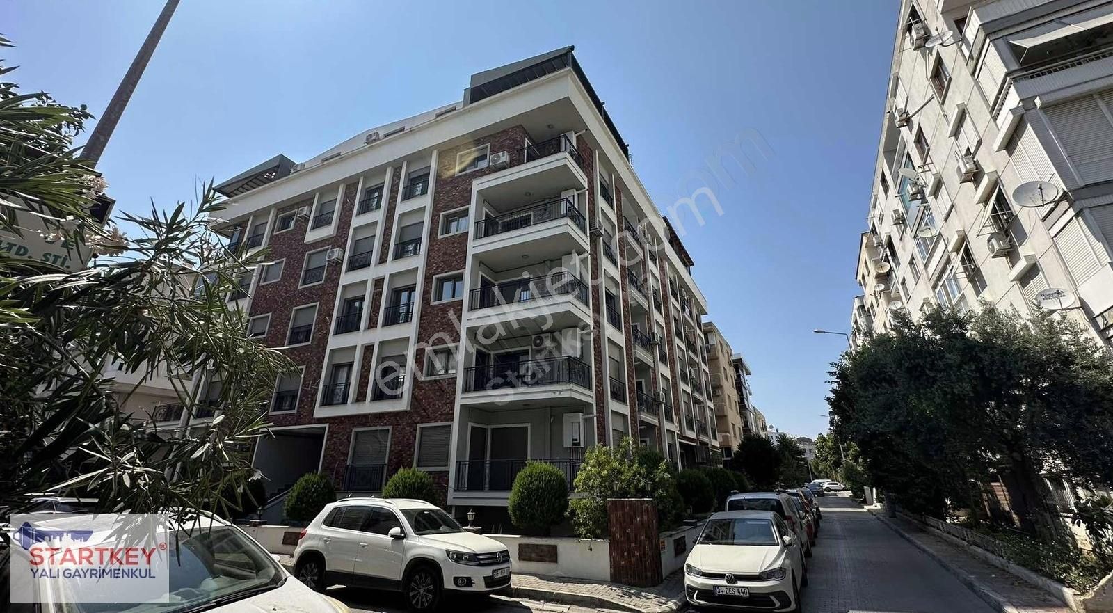 Karşıyaka Bostanlı Kiralık 3+1 Daire