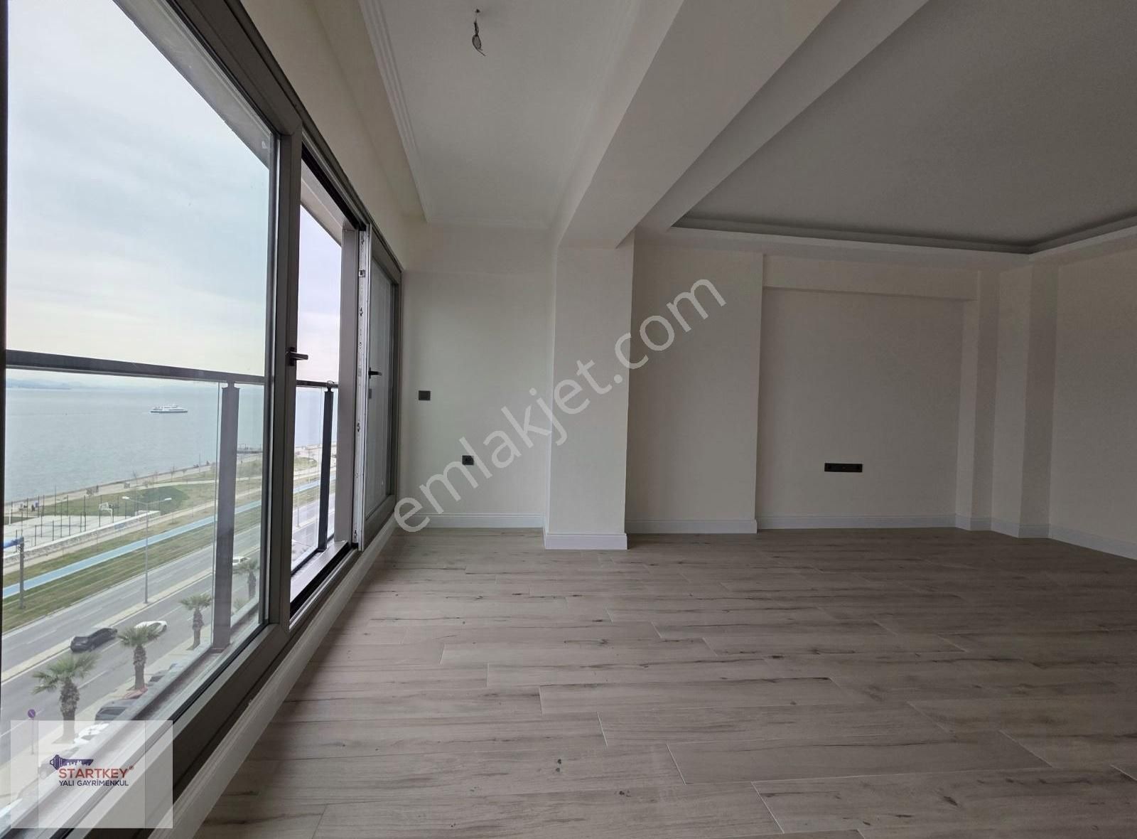 Karşıyaka Yalı Satılık 3+1 Dubleks Deniz Manzaralı Yalı Dairesi - Görsel 29