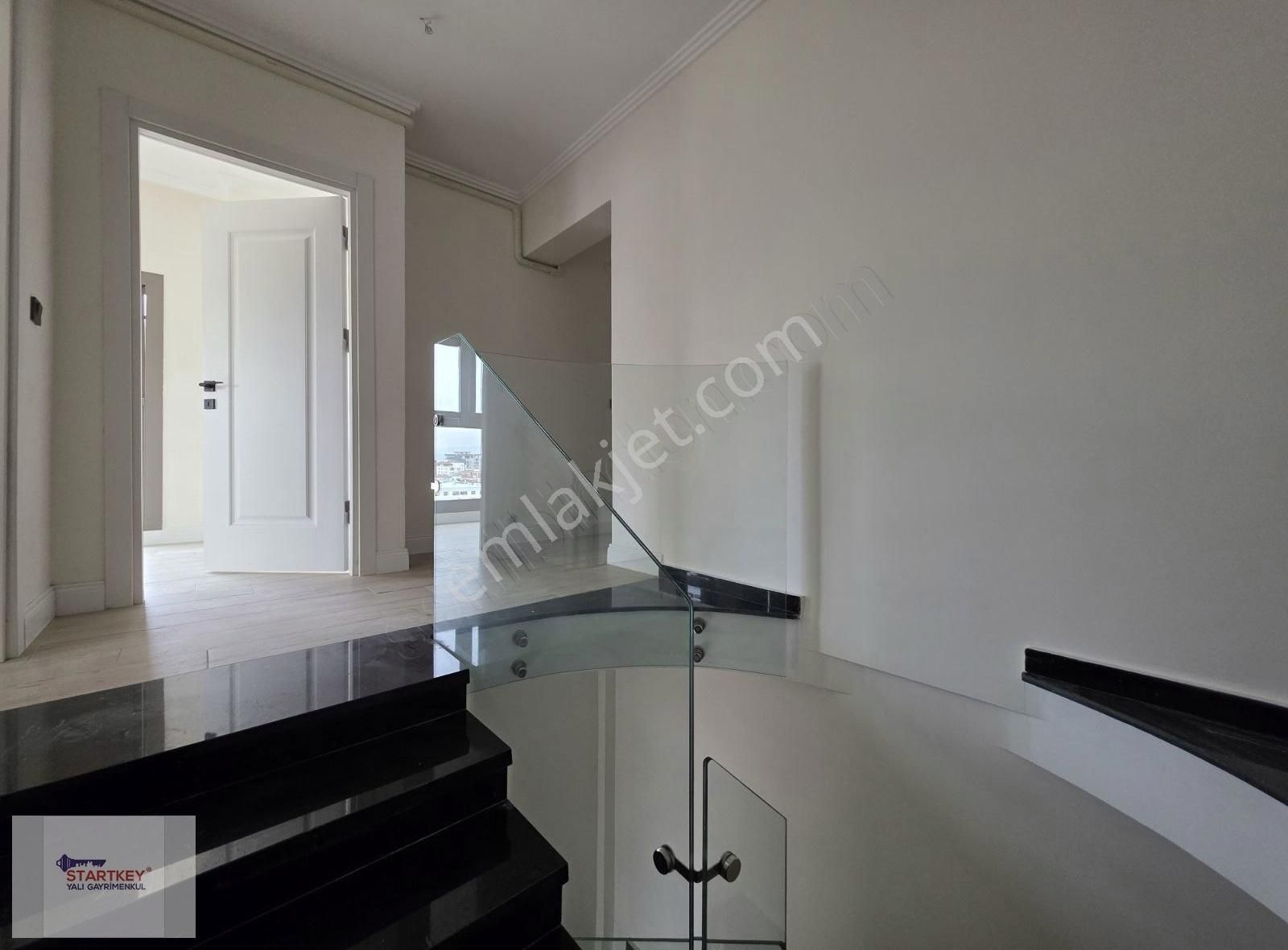 Karşıyaka Yalı Satılık 3+1 Dubleks Deniz Manzaralı Yalı Dairesi - Görsel 4