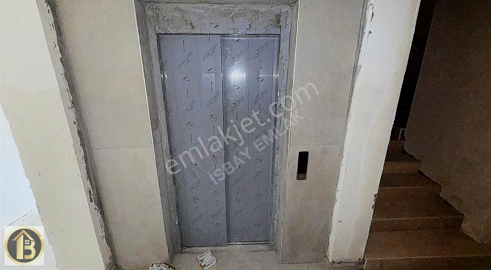 Kültür Koleji Yanı Satılık 1+1 Lüks Daire İsbay Emlak'ta - Görsel 6