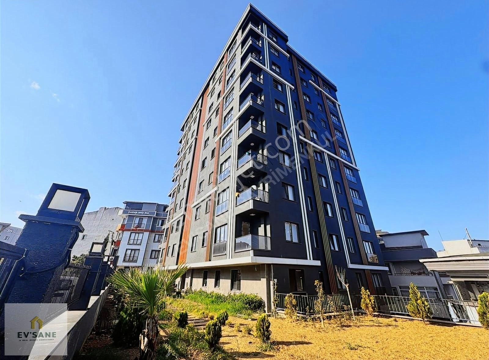 Metroya Yakın 96 M² Yerden Isıtma Otopark & Peyzaj İskanlı