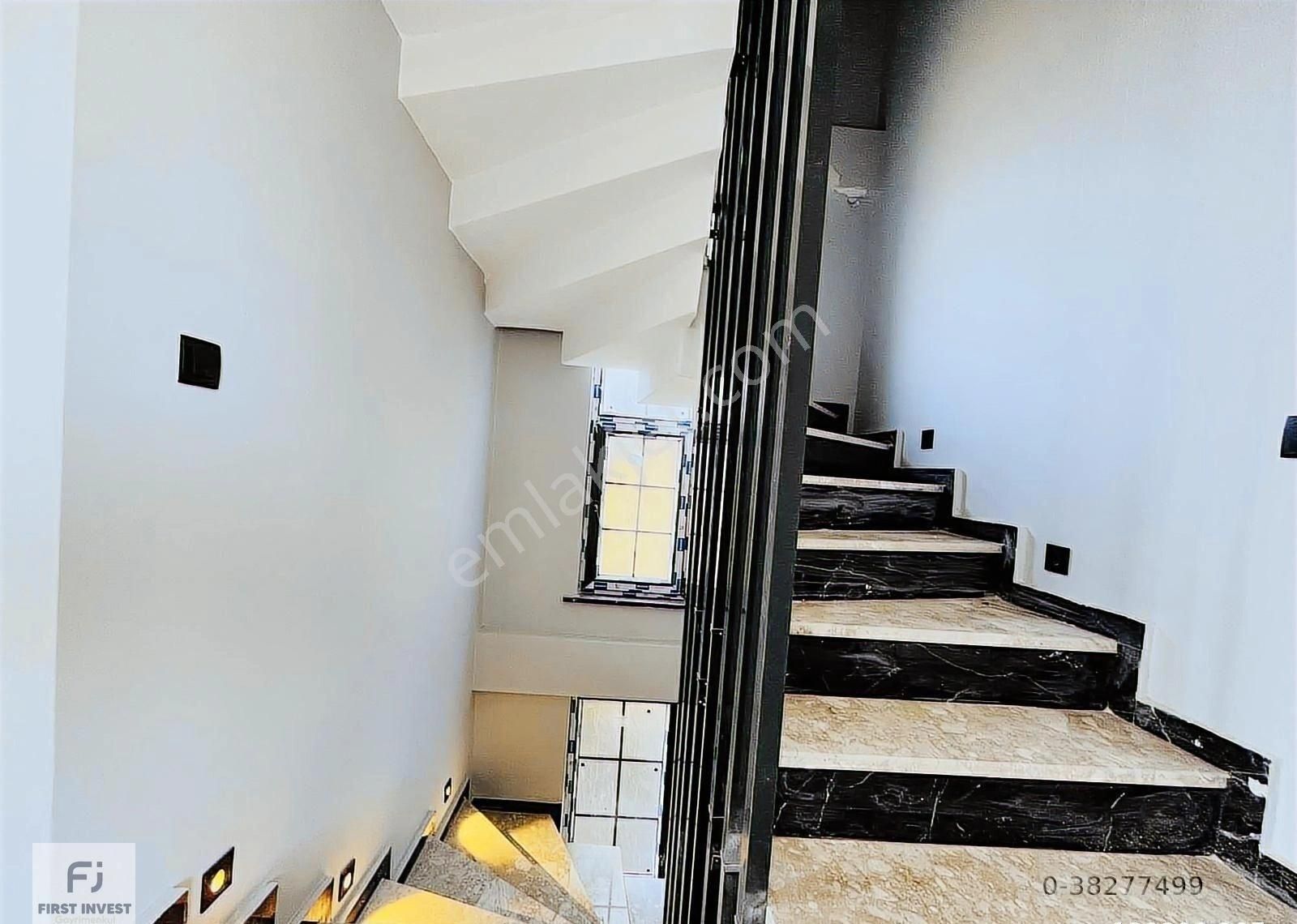 Silivri Semizkumlar Mavi Yelken'de Satılık Sıfır 'iskanlı' Villa - Görsel 5