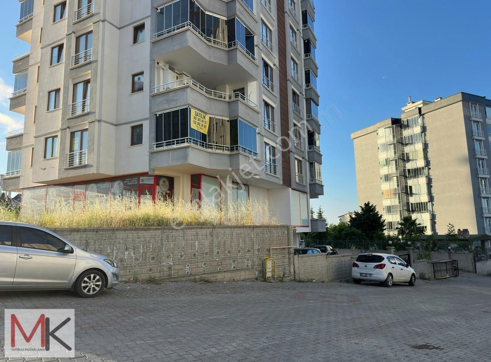Yenimahalle' De Satılık Deniz Manzaralı Geniş 4+1 Daire