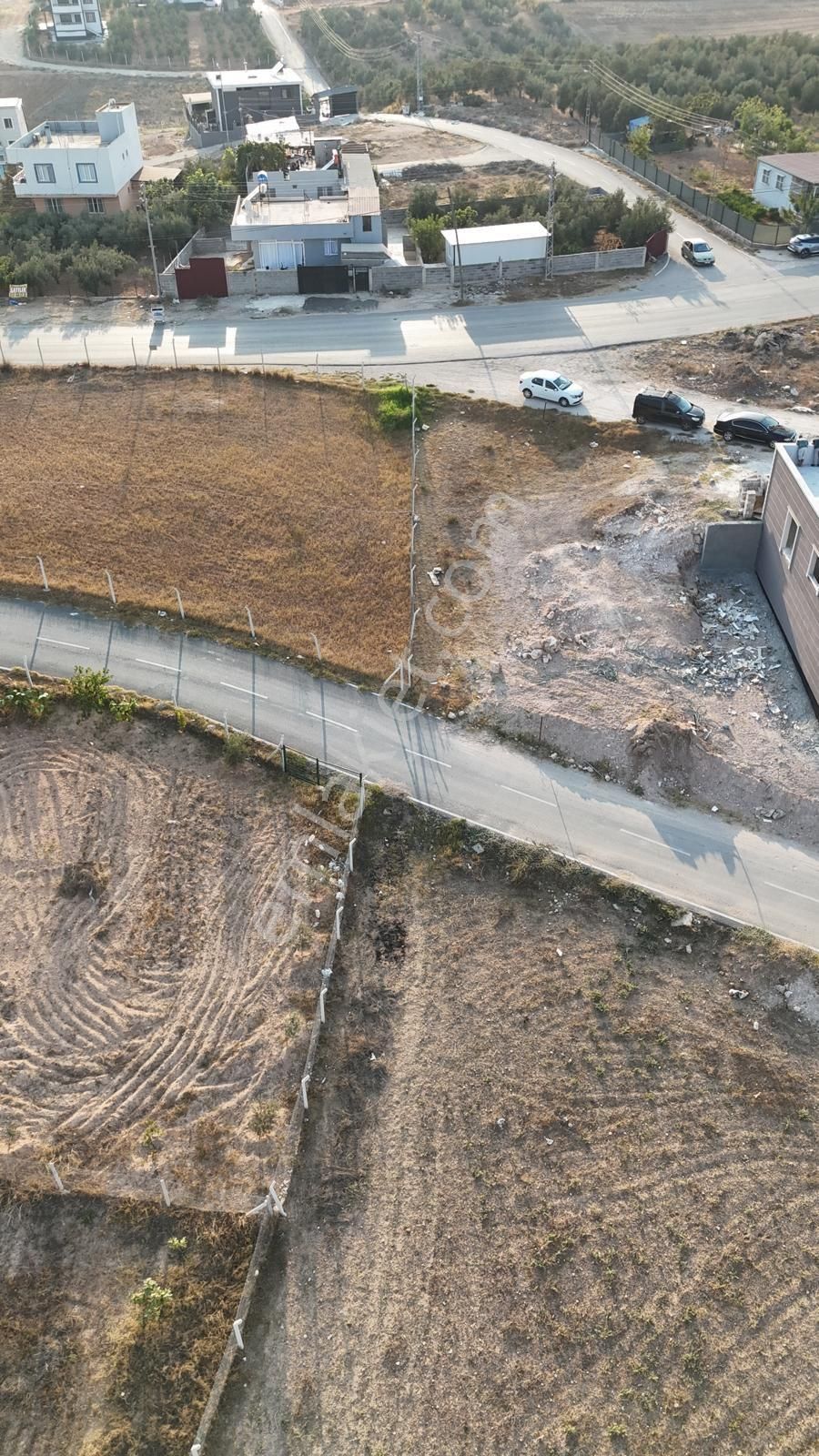 Demirhan Emlak'tan Boynuyoğun Mahallesinde Mükemmel Konumda Arsa - Görsel 7