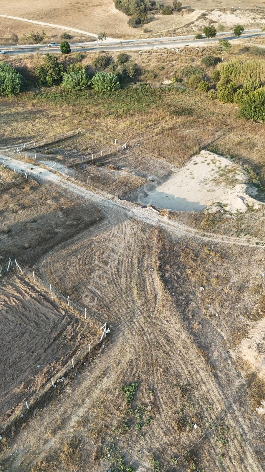 Demirhan Emlak'tan Boynuyoğun Mahallesinde Mükemmel Konumda Arsa - Görsel 12