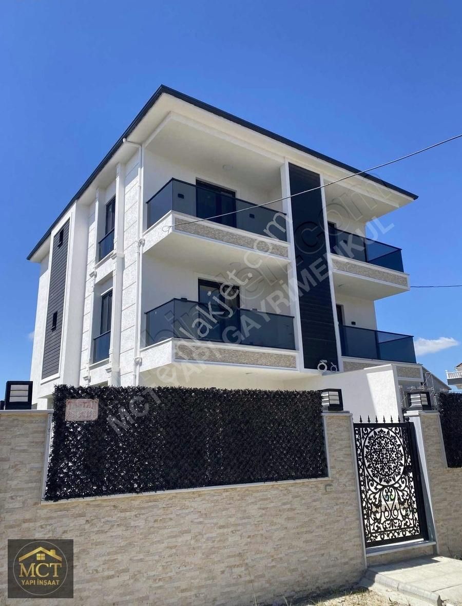 Mct Yapıdan Merkezi Konum Triplex 4+1 Villa
