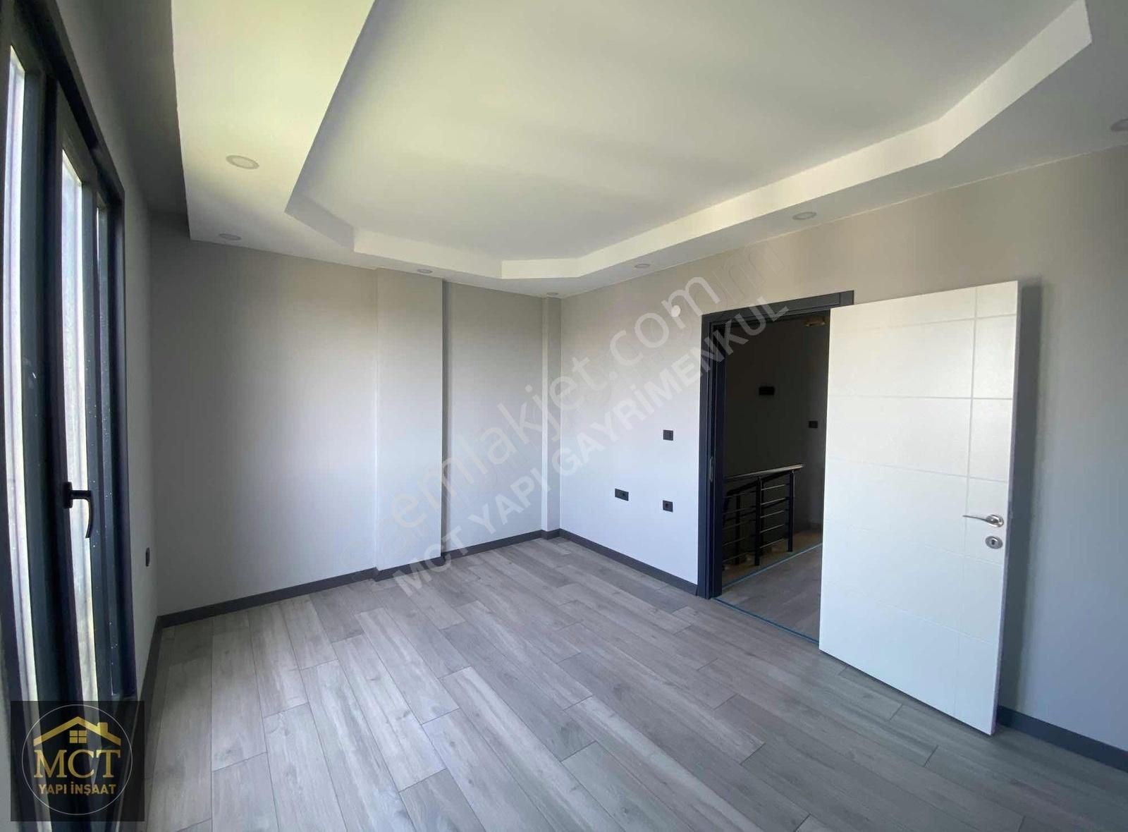 Mct Yapıdan Merkezi Konum Triplex 4+1 Villa - Görsel 2