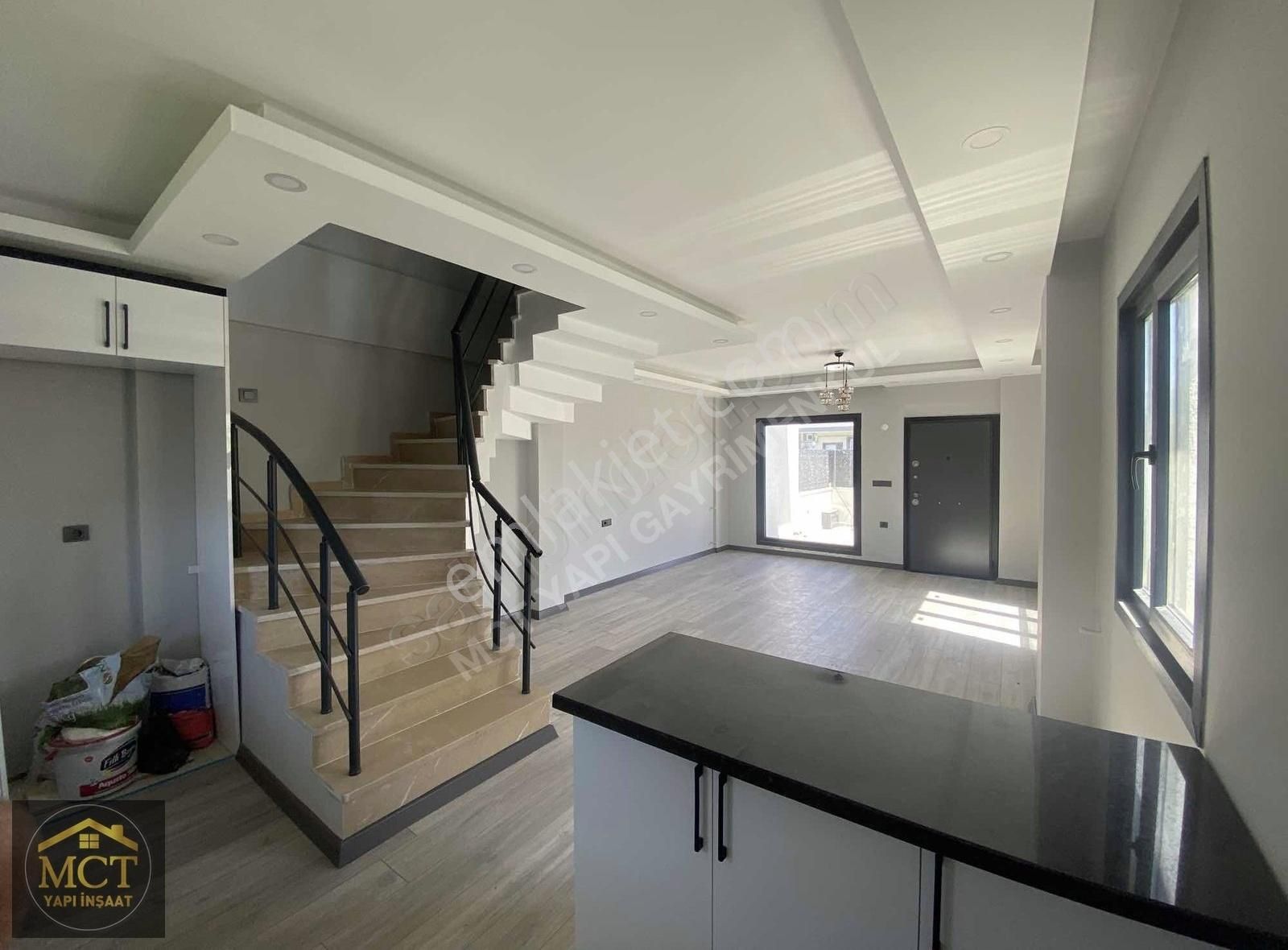 Mct Yapıdan Merkezi Konum Triplex 4+1 Villa - Görsel 4