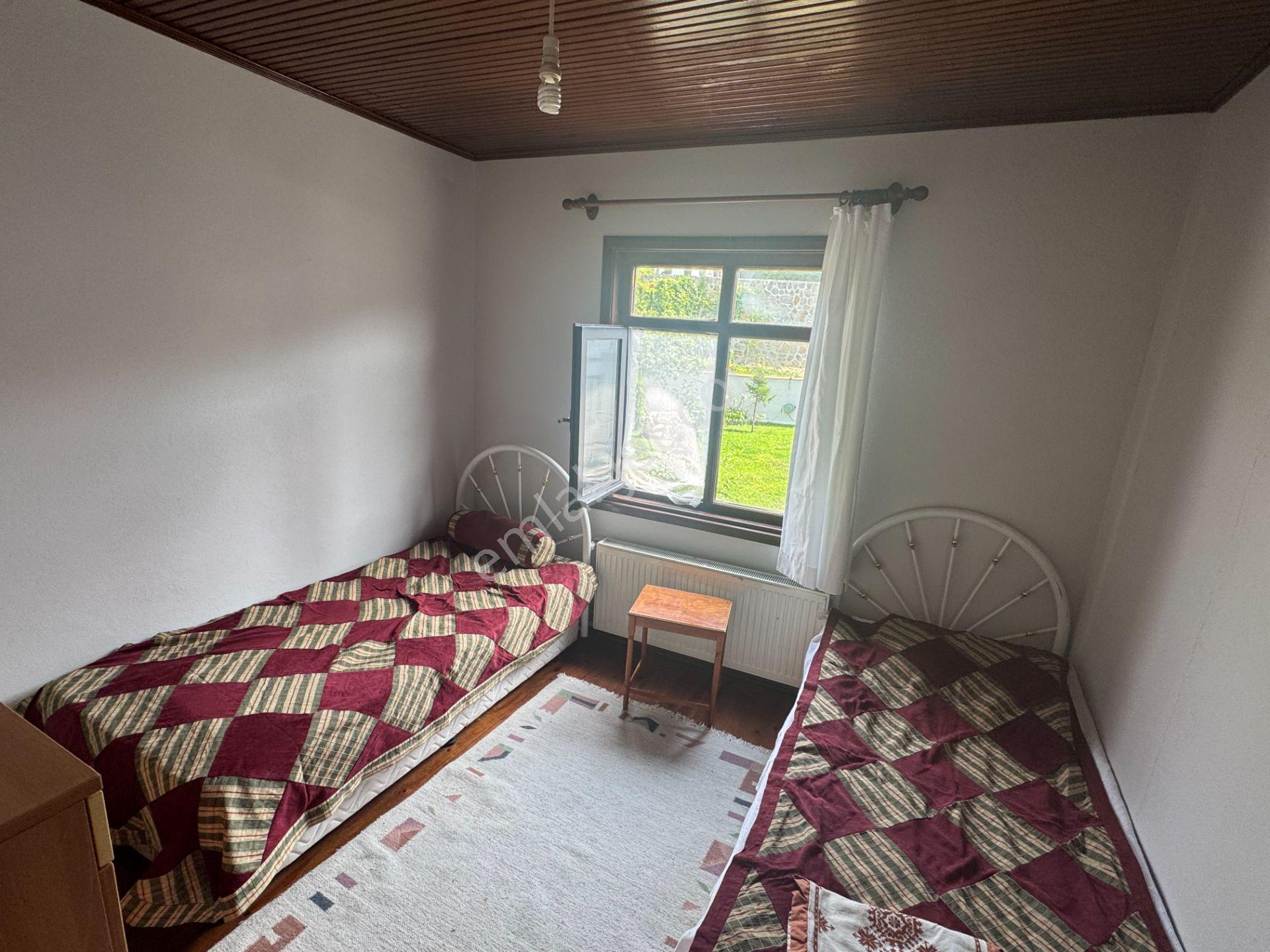 Sapanca’da Site İçinde Satılık Göl Manzaralı Bahçeli Müstakil Villa.. - Görsel 32