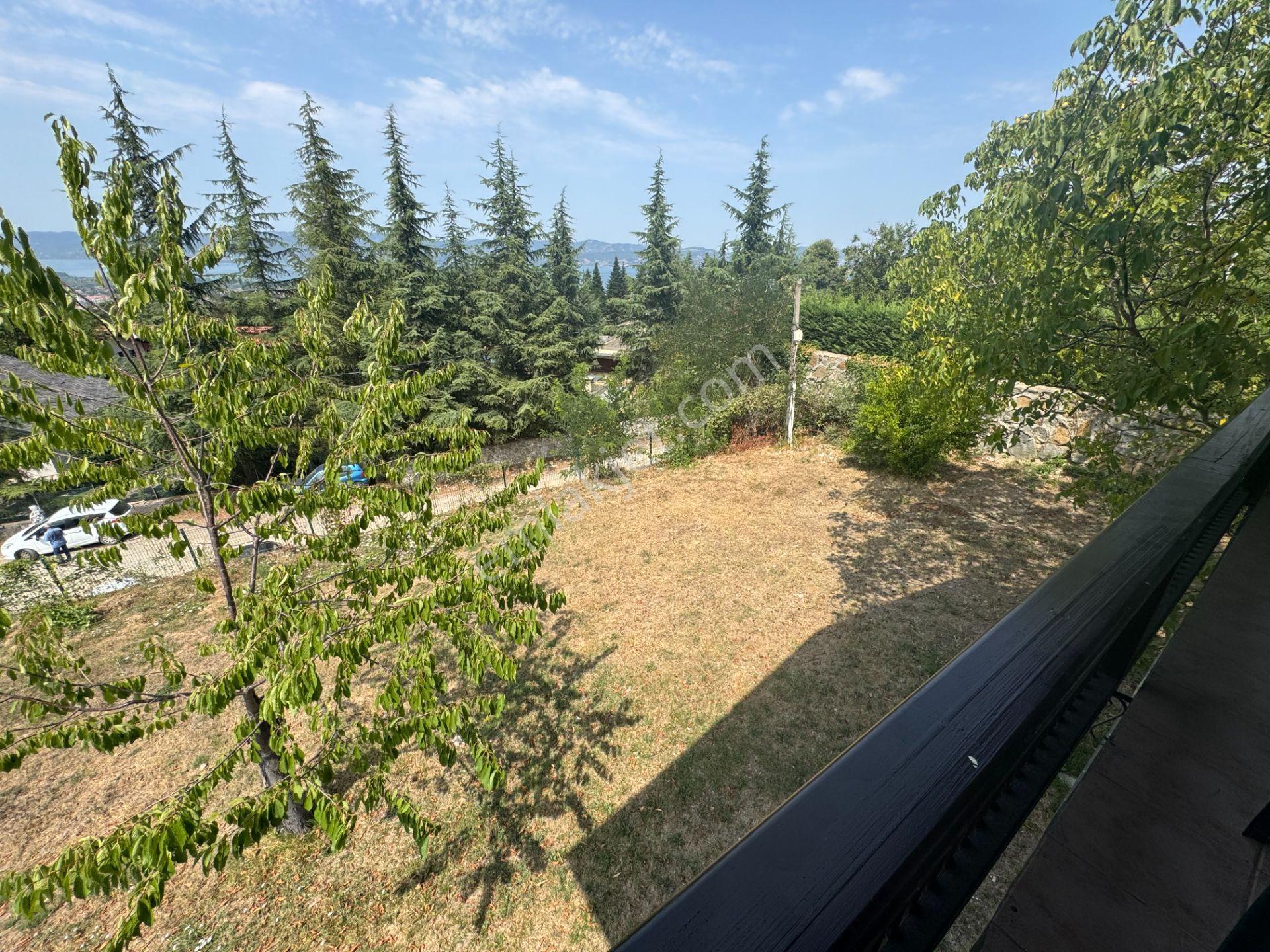 Sapanca’da Site İçinde Satılık Göl Manzaralı Bahçeli Müstakil Villa.. - Görsel 14