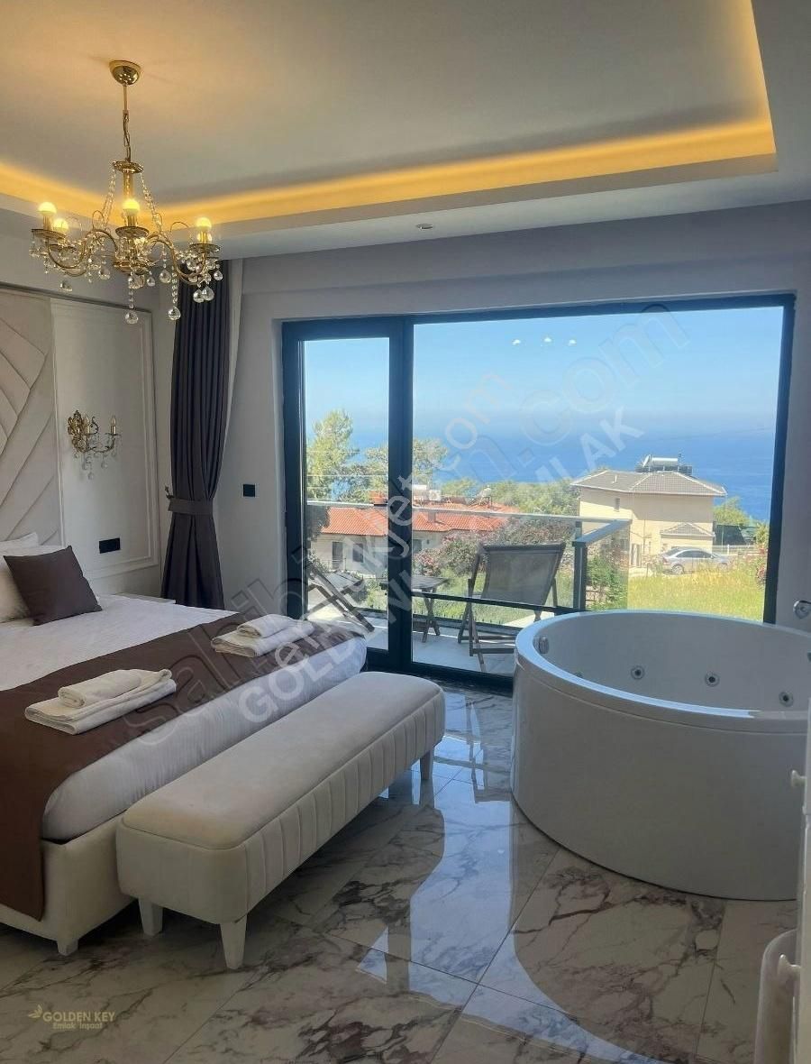 Sauna Ve Spor Salonlu Özel Tasarım Villa Satılık - Görsel 24