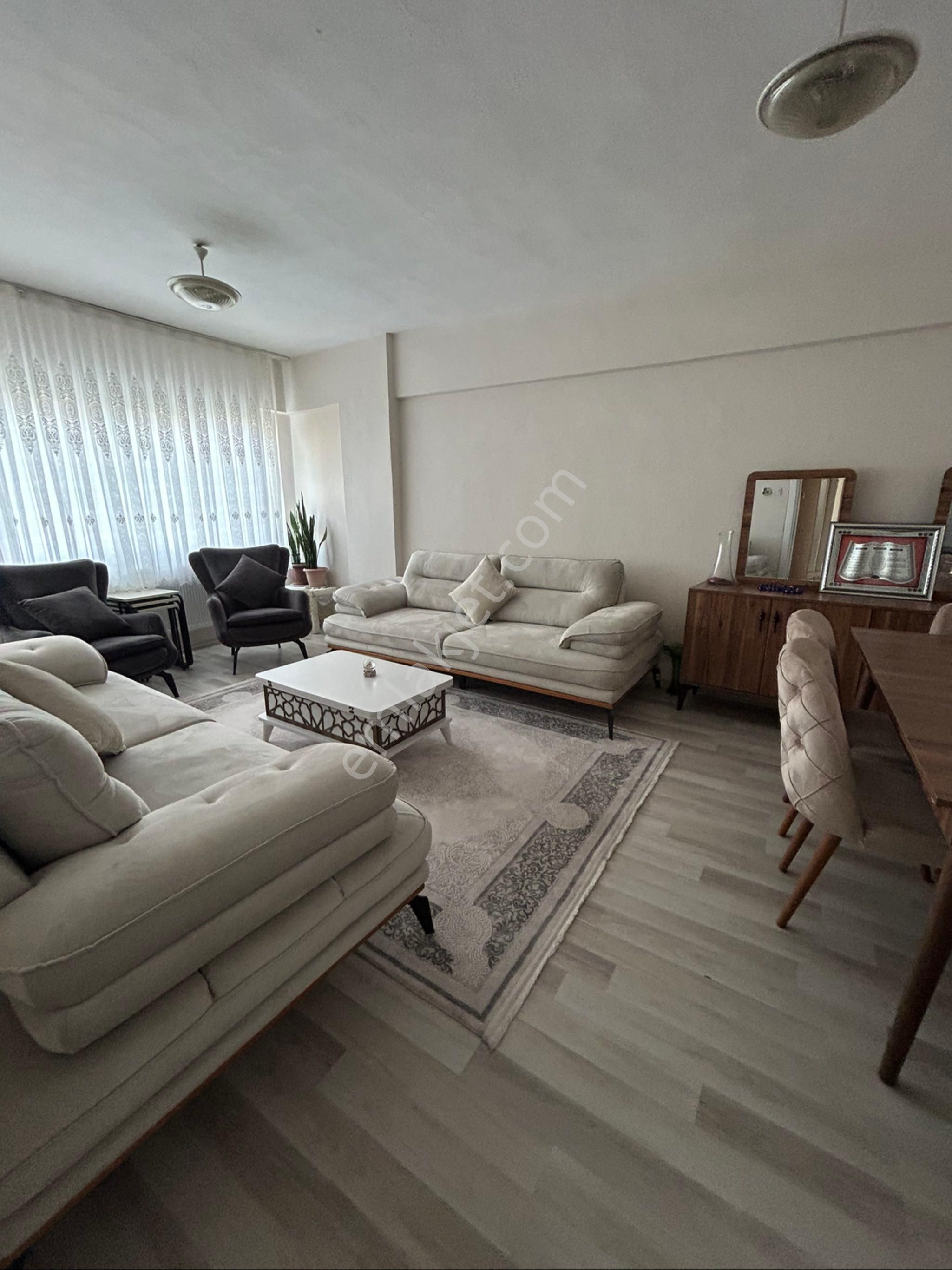 🏡 Tetik Emlaktan Aydın Nazilli Yeni Mahallede Full Tadilatlı 3+1 Satılık Daire