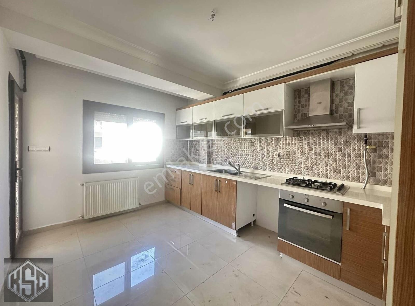 Karadeniz Emlaktan Gaziemir Optimum Karşısı 2+1 Geniş Daire