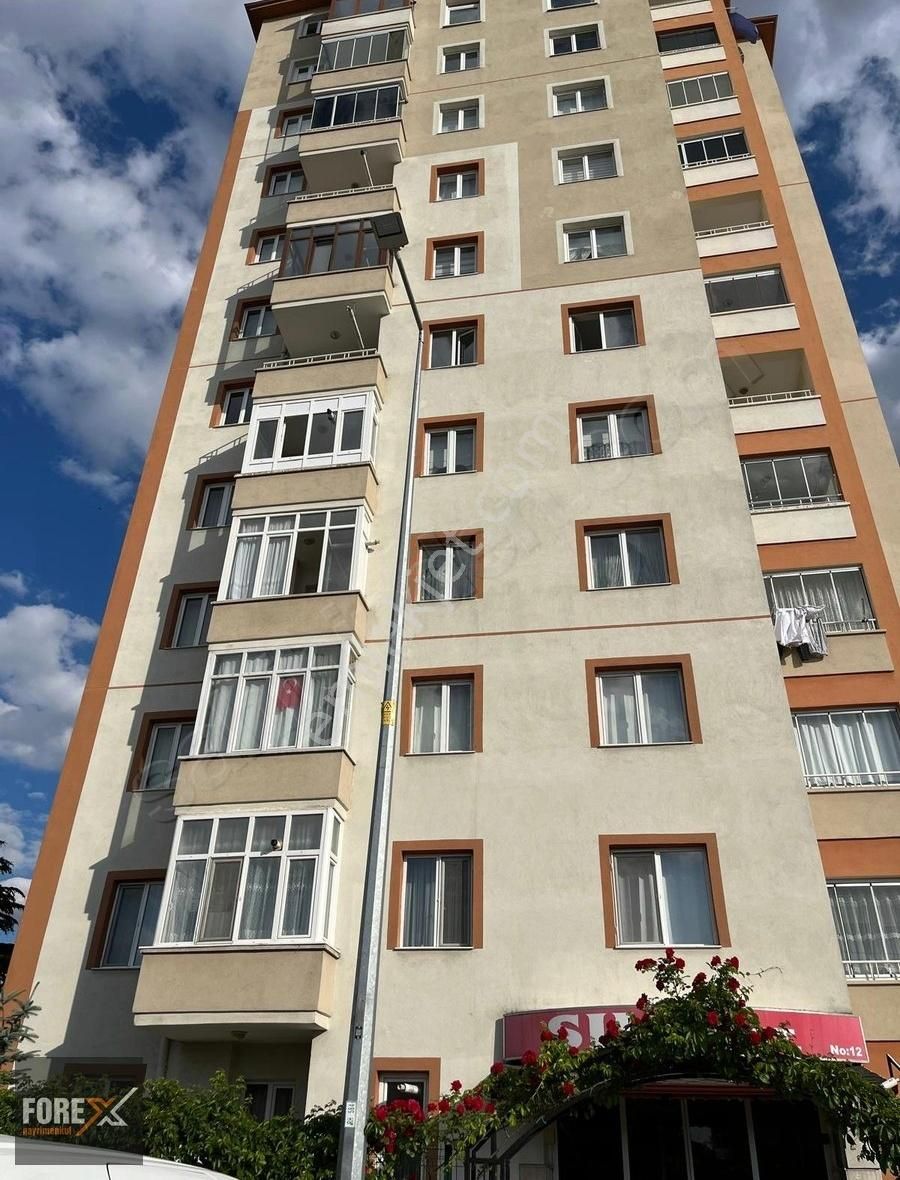 Uğurevlerde İyi Konumda Satılık 3+1 Daire