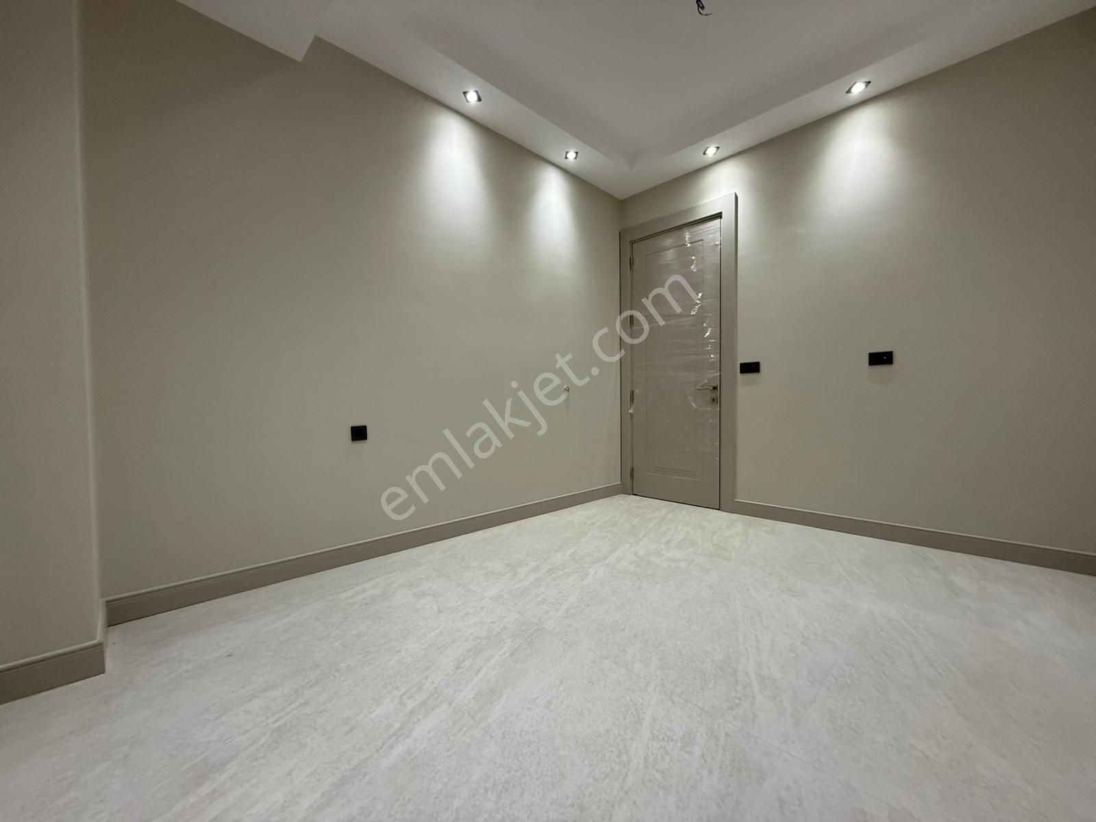 Demirlerden Yenişafakta Giyinme Odalı Ebeveyn Banyolu Lüks 3,5+1 - Görsel 7