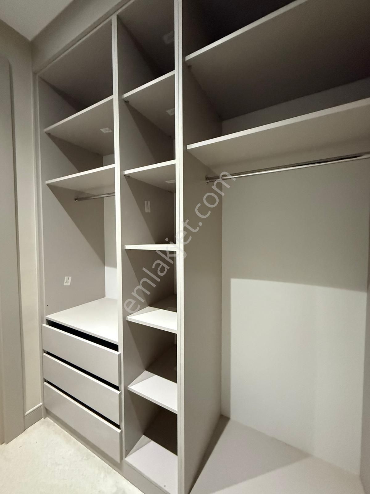 Demirlerden Yenişafakta Giyinme Odalı Ebeveyn Banyolu Lüks 3,5+1 - Görsel 14