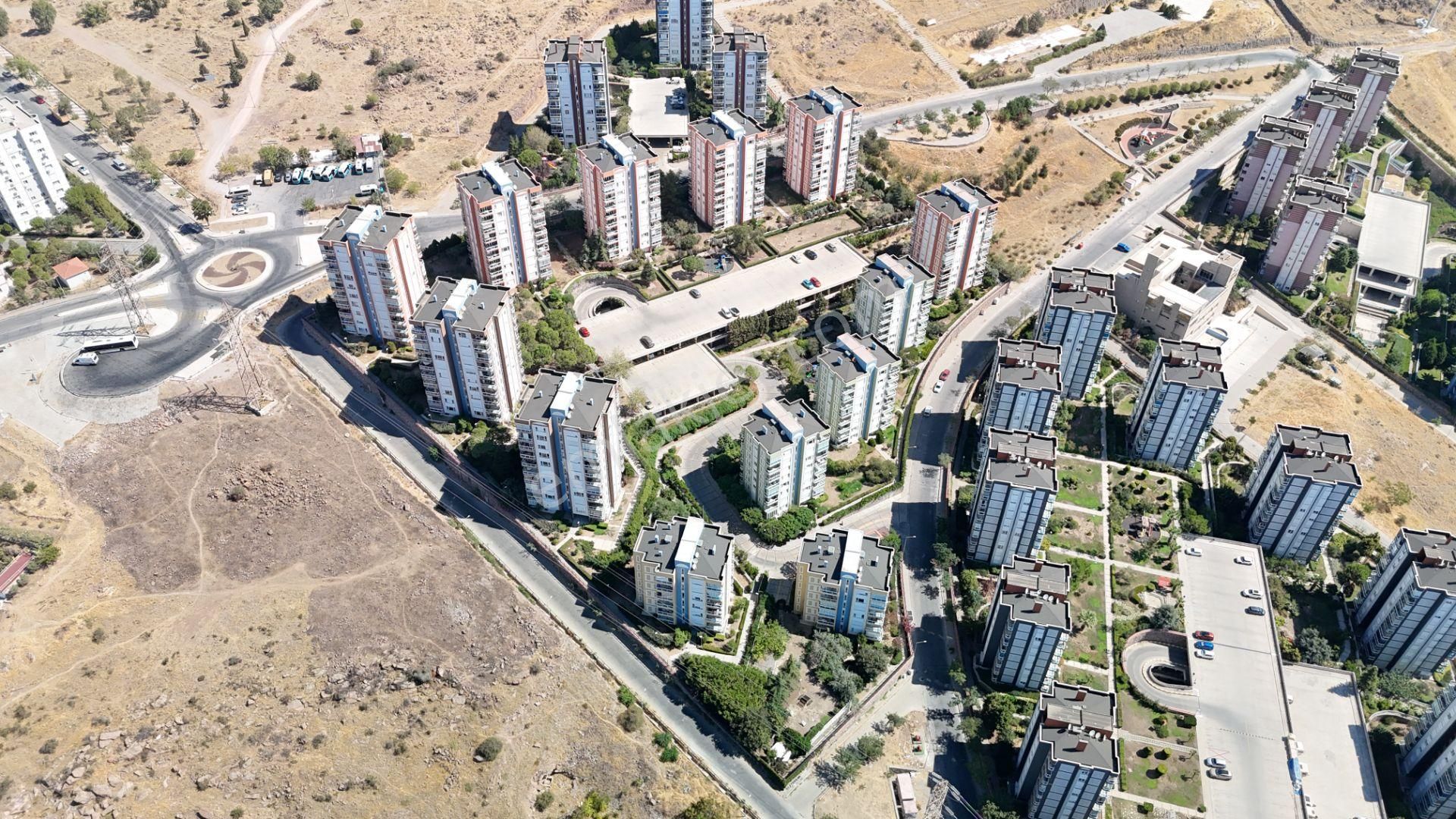 Karşıyaka Yüksek Vadi Sitesinde Satılık 25043 Adada Arakat 3+1 - Görsel 27