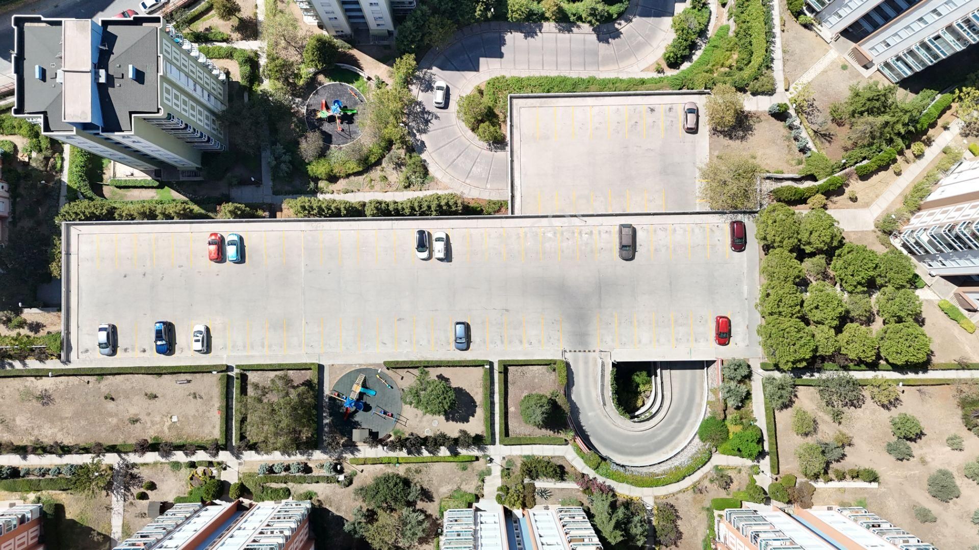 Karşıyaka Yüksek Vadi Sitesinde Satılık 25043 Adada Arakat 3+1 - Görsel 23