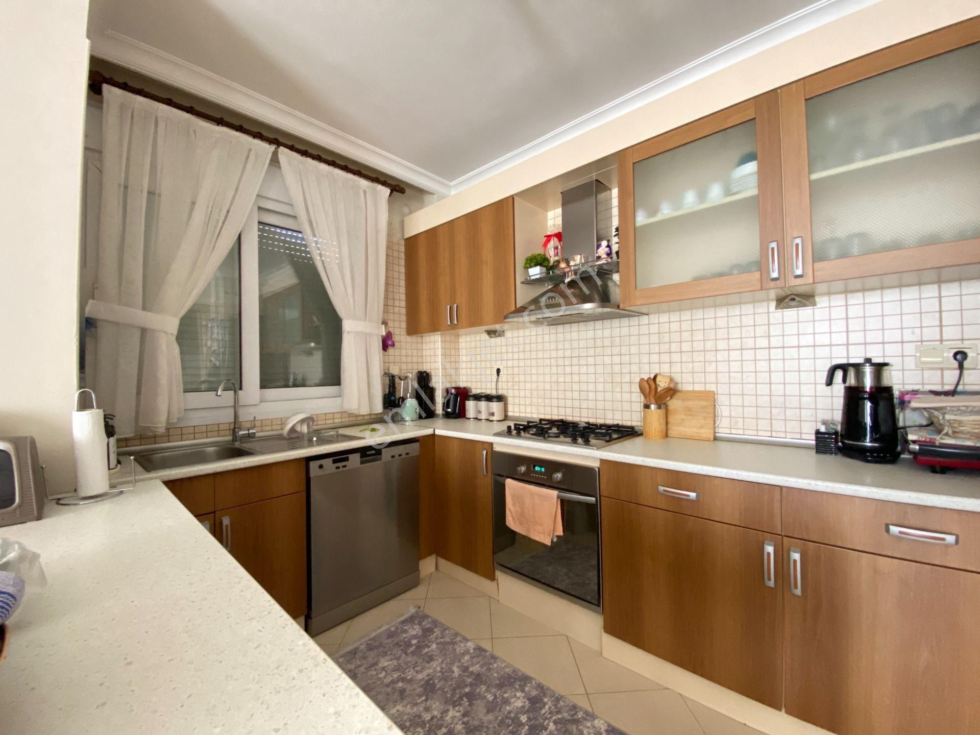 Karşıyaka Yüksek Vadi Sitesinde Satılık 25043 Adada Arakat 3+1 - Görsel 4