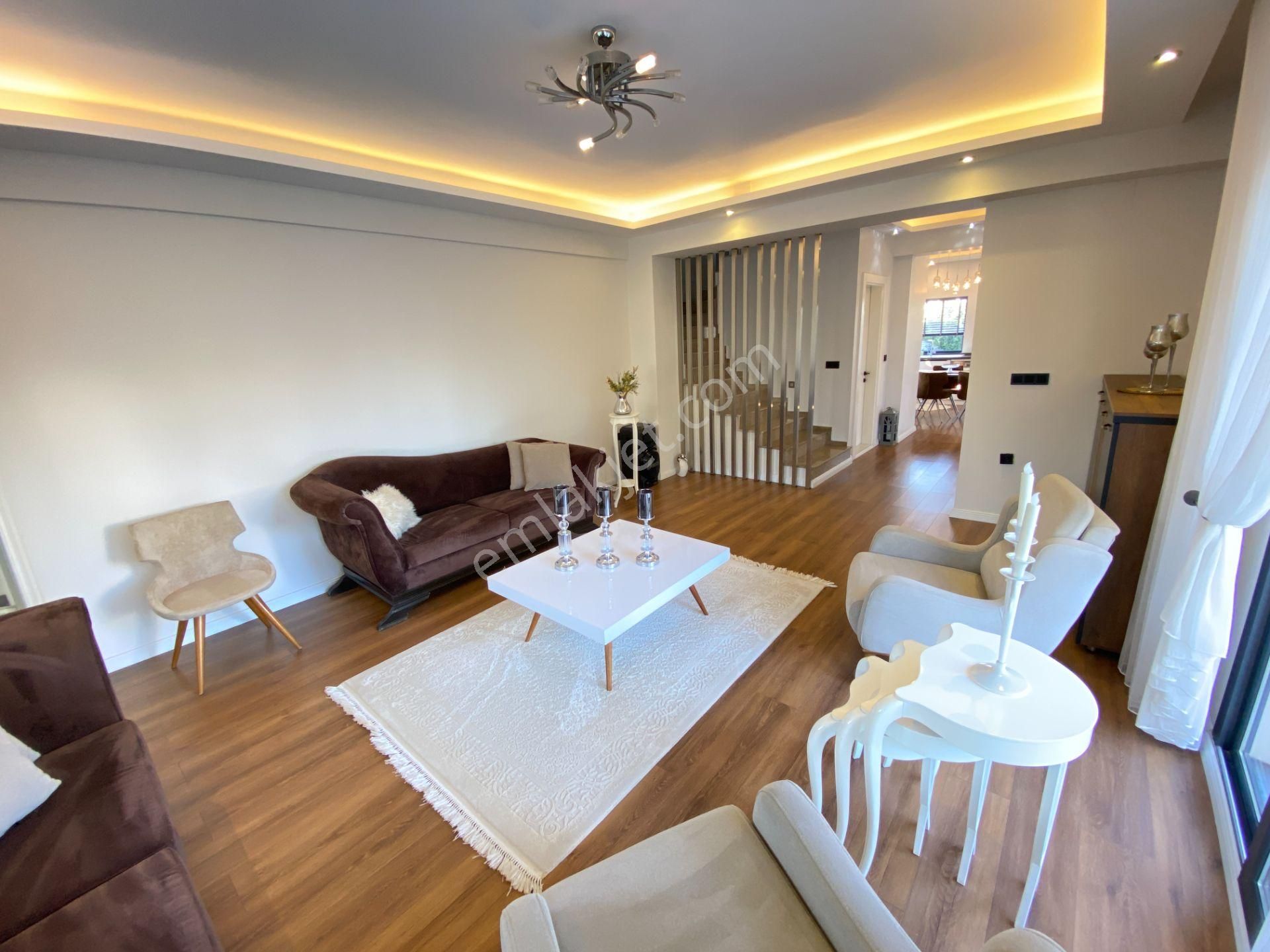 Manisa Akhisar Novada Avm Yanı Satılık Havuzlu Villa - Görsel 12