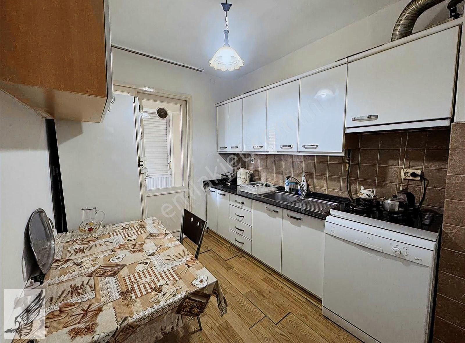 Merkez 3+1 Öğrenci Ve Aileye Uygun Eşyalı Kiralık Daire