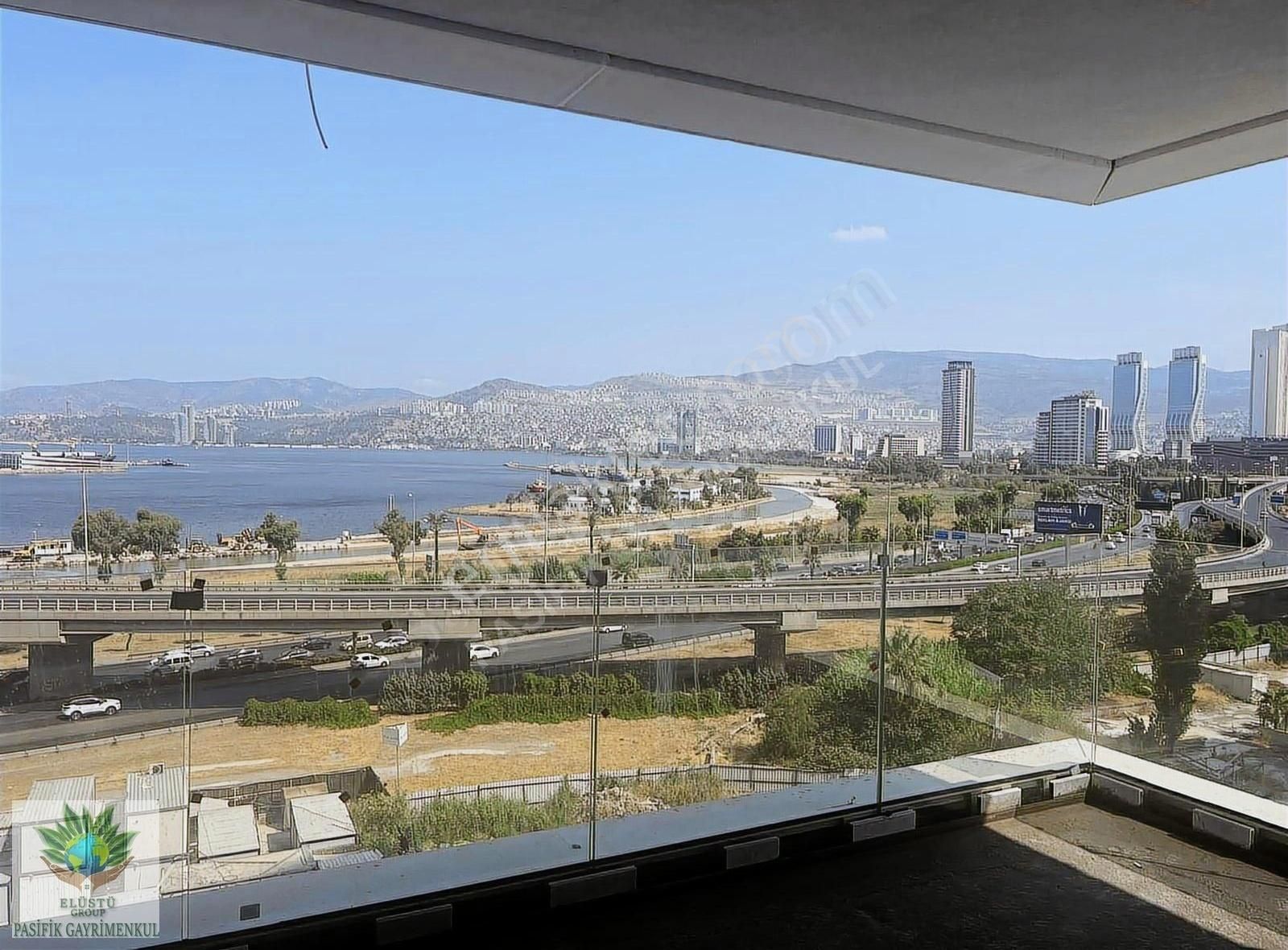 Pasifikten Mia Port Projesinde Satılık Körfez Manzaralı 2+1 - Görsel 9
