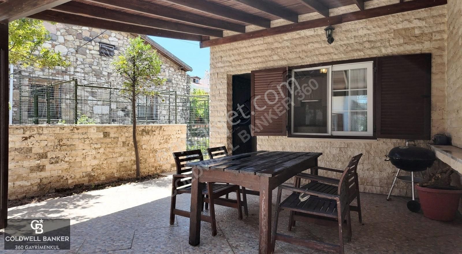 Urla Çeşmealtı'nda Denizin Tam Karşısnda Satılık Müstakil Villa - Görsel 32