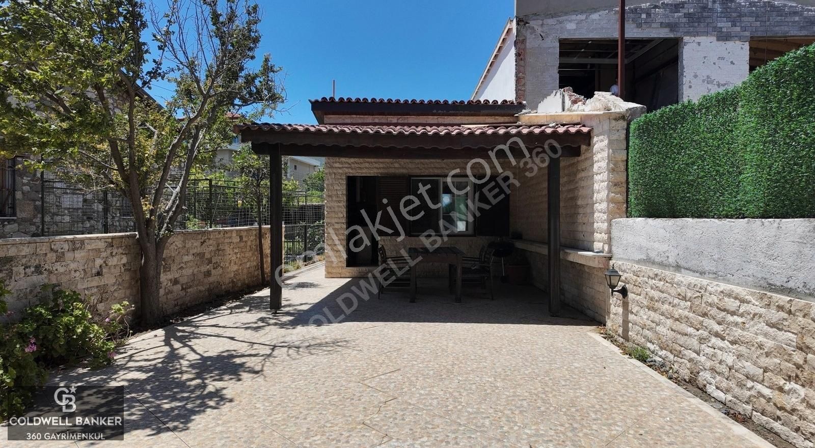 Urla Çeşmealtı'nda Denizin Tam Karşısnda Satılık Müstakil Villa - Görsel 10