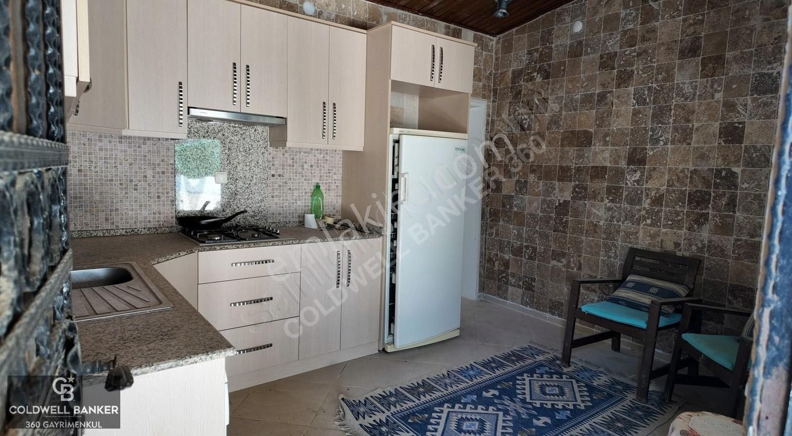 Urla Çeşmealtı'nda Denizin Tam Karşısnda Satılık Müstakil Villa - Görsel 28