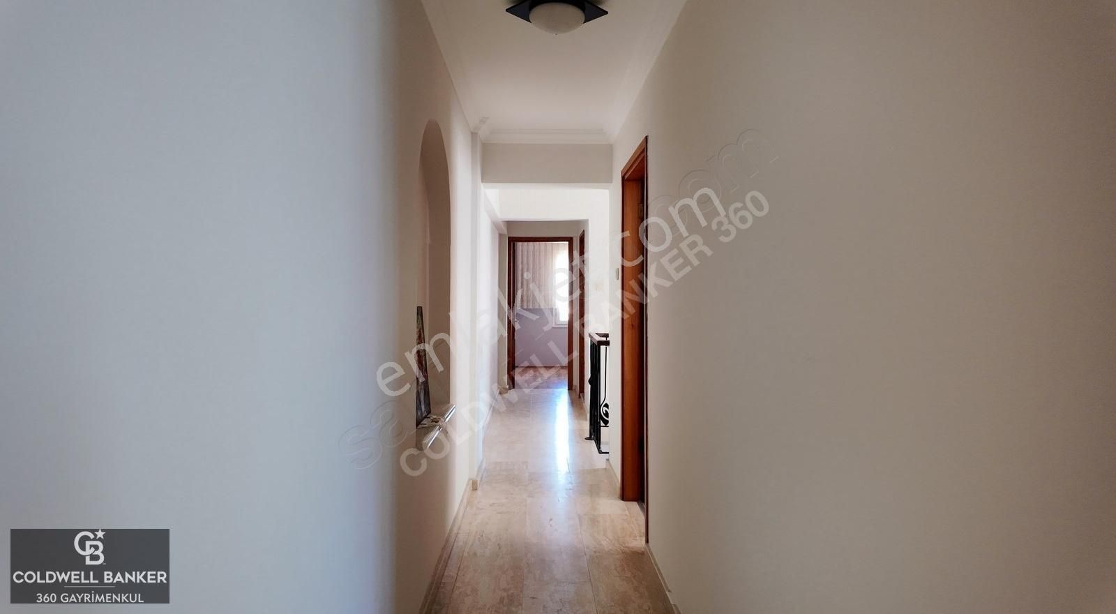 Urla Çeşmealtı'nda Denizin Tam Karşısnda Satılık Müstakil Villa - Görsel 8