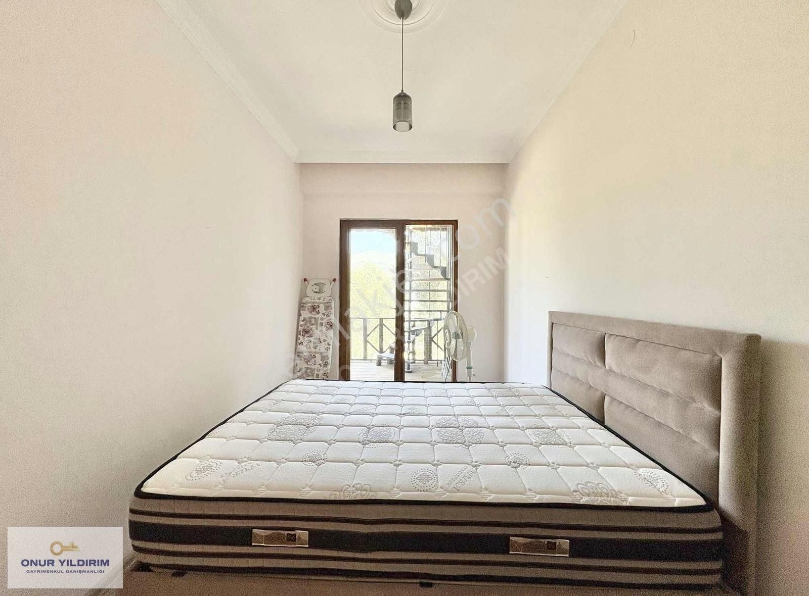 Onur Yıldırımdan Havuzlu Site İçinde 3+1 Şahane Satılık Villa