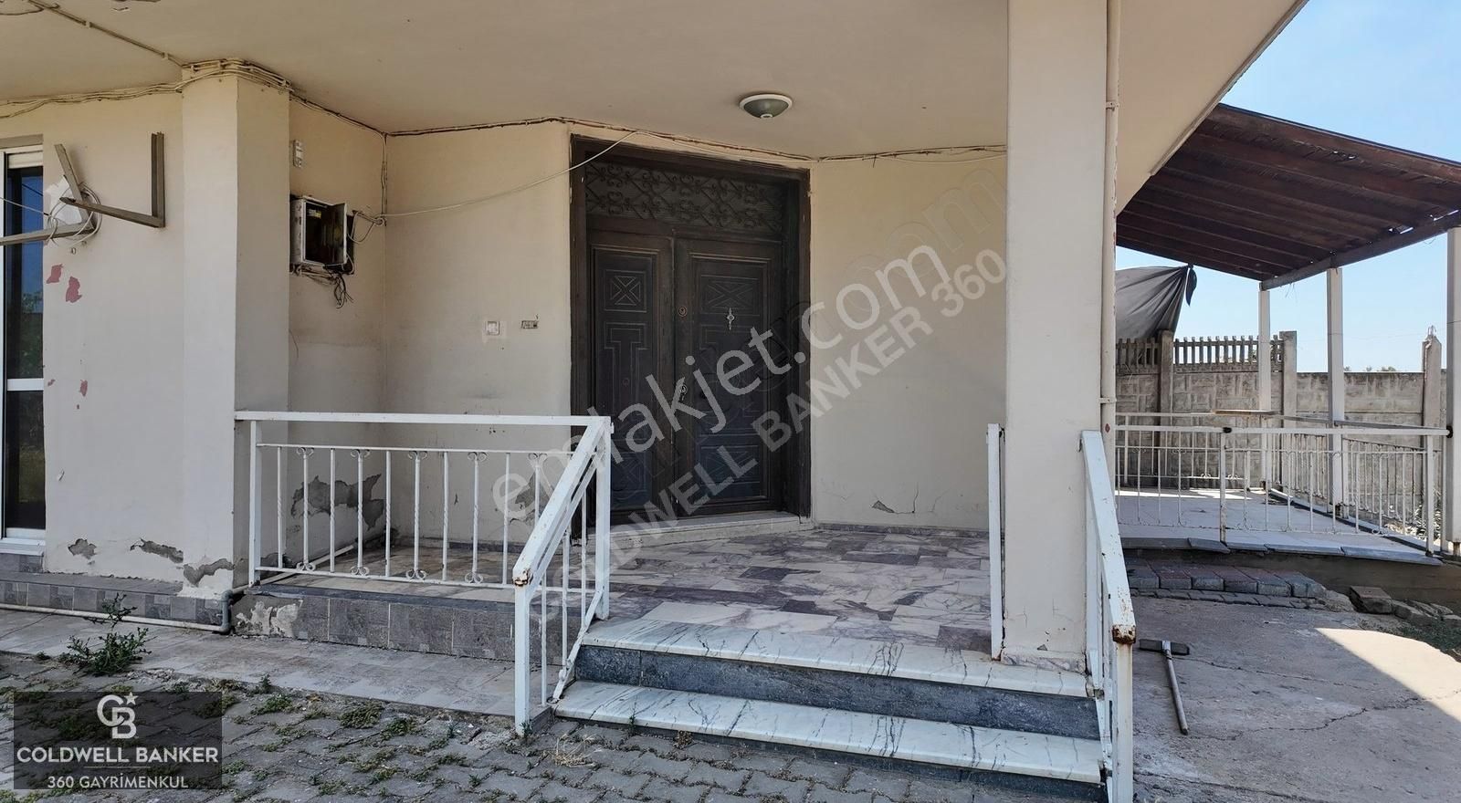 İzmir Menderes Kısık'ta Satılık 6+1 Tripleks Ev - Görsel 32