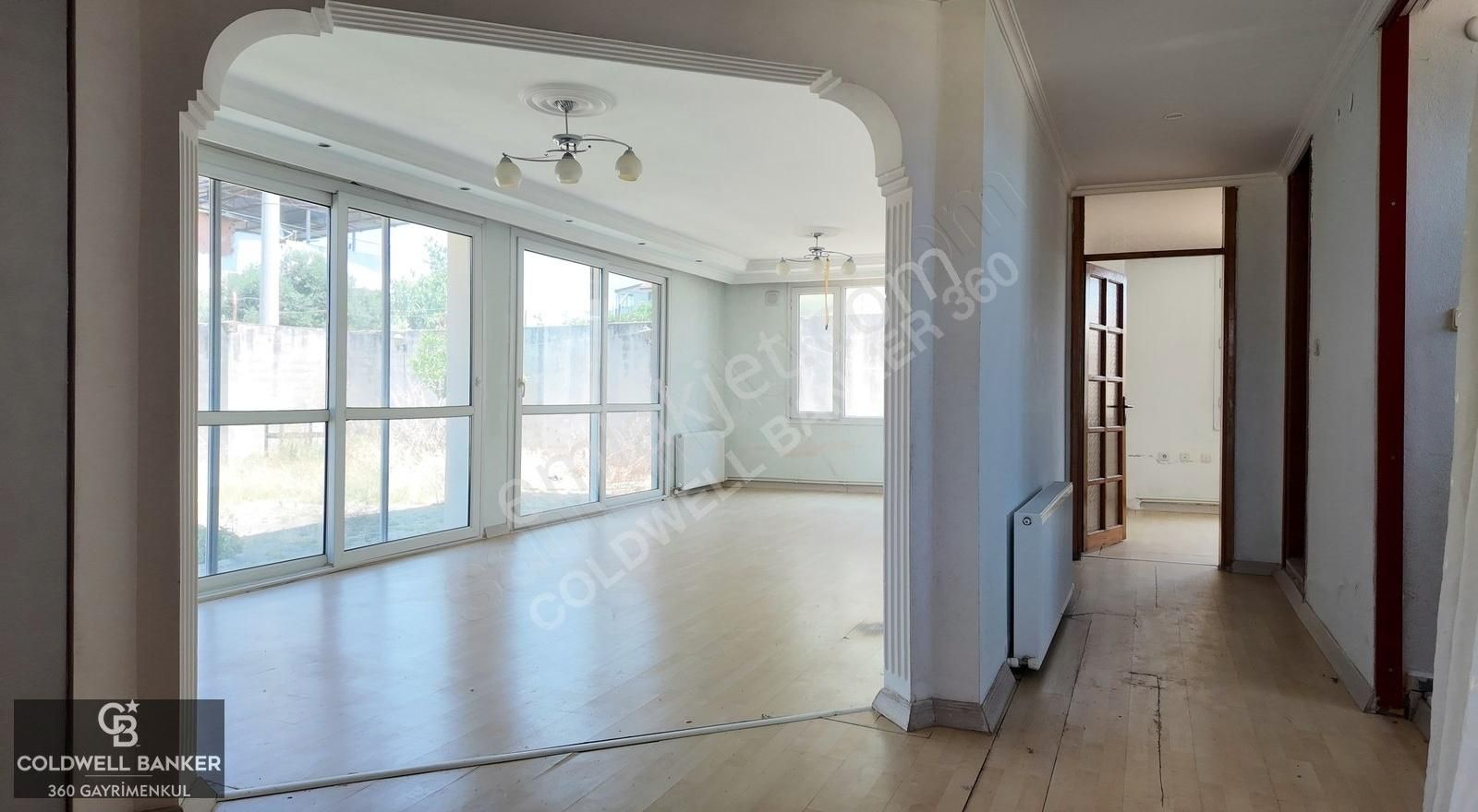 İzmir Menderes Kısık'ta Satılık 6+1 Tripleks Ev - Görsel 14