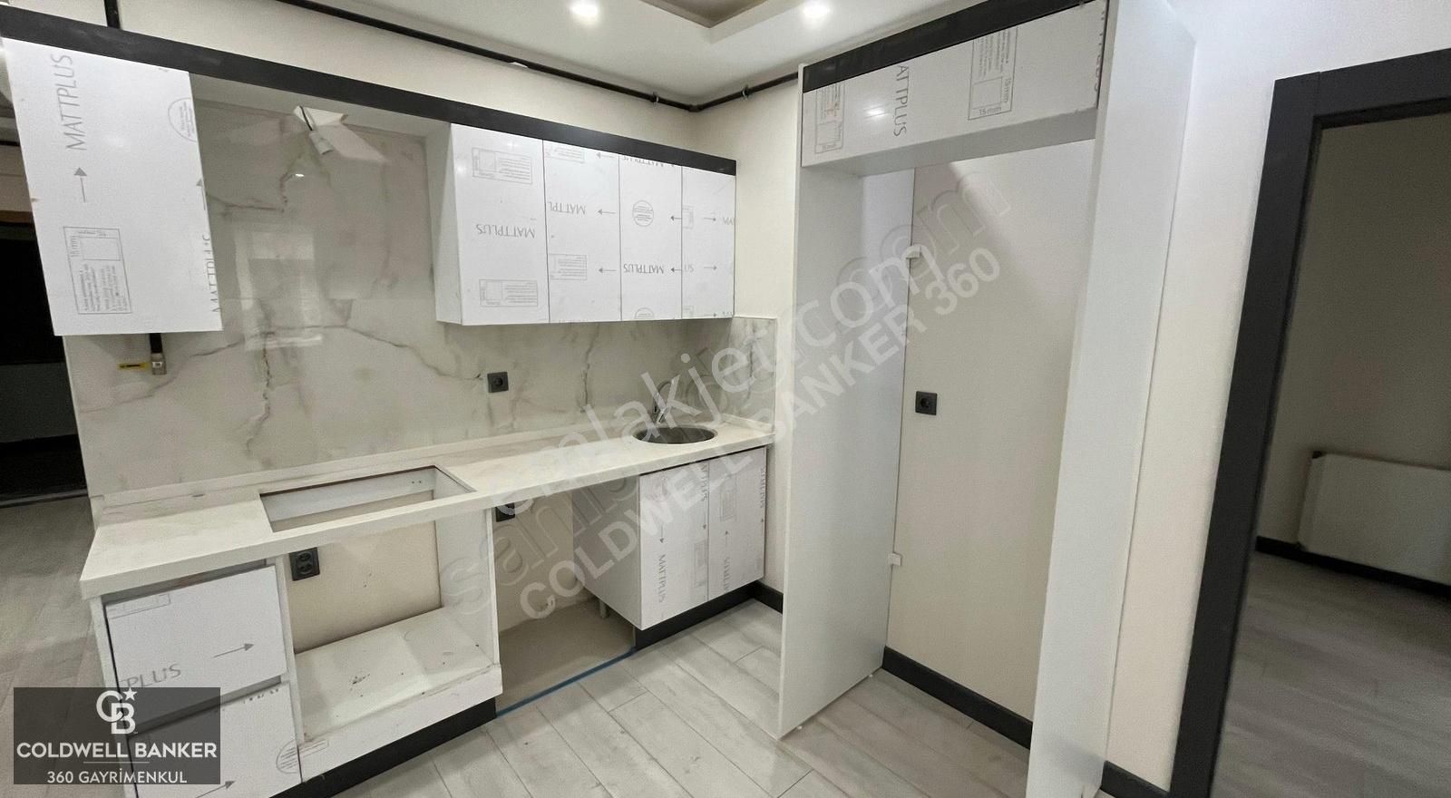 Menemen Seyrek' Te Sıfır Binada Kiralık 1+1 Daire - Görsel 16