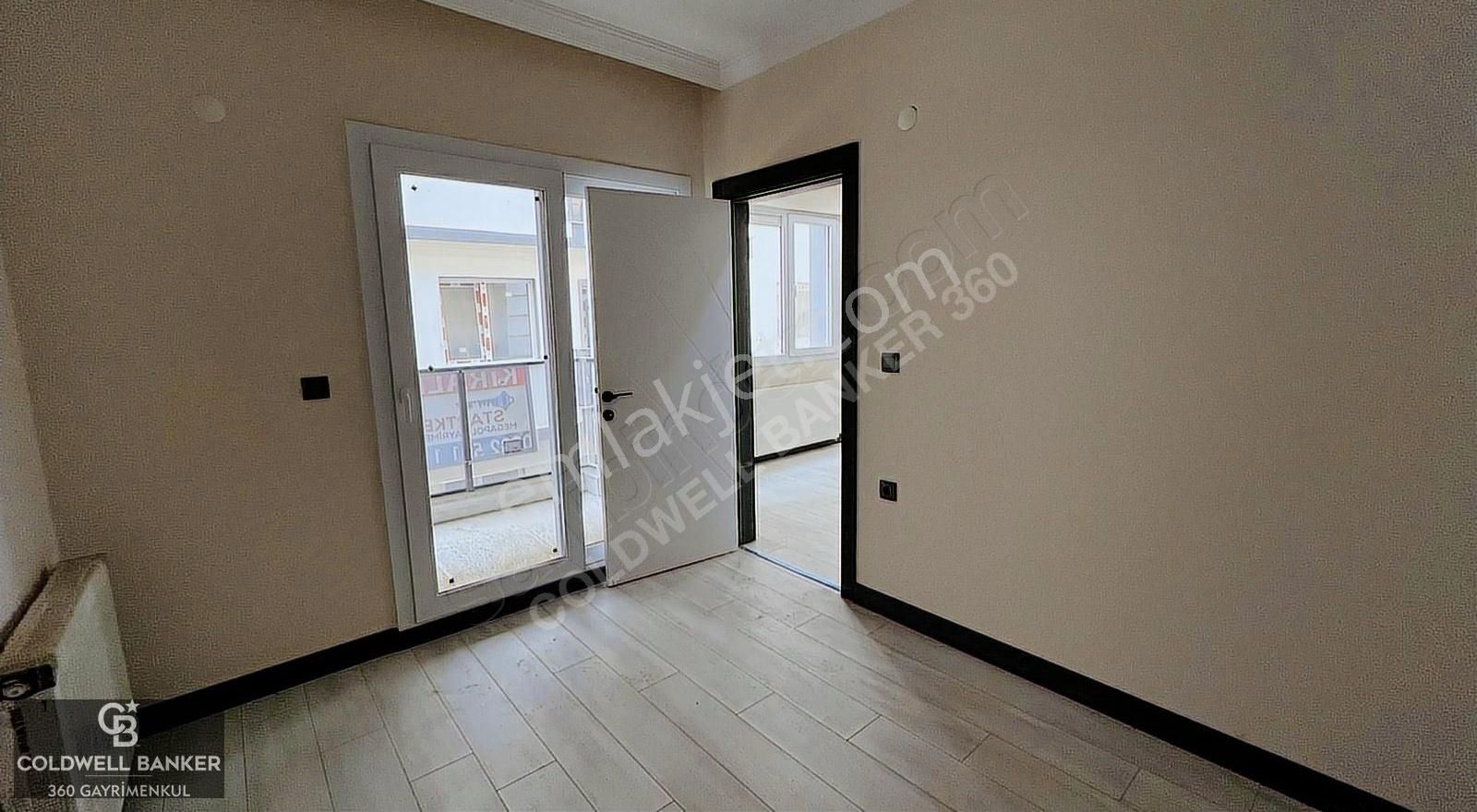 Menemen Seyrek' Te Sıfır Binada Kiralık 1+1 Daire - Görsel 3
