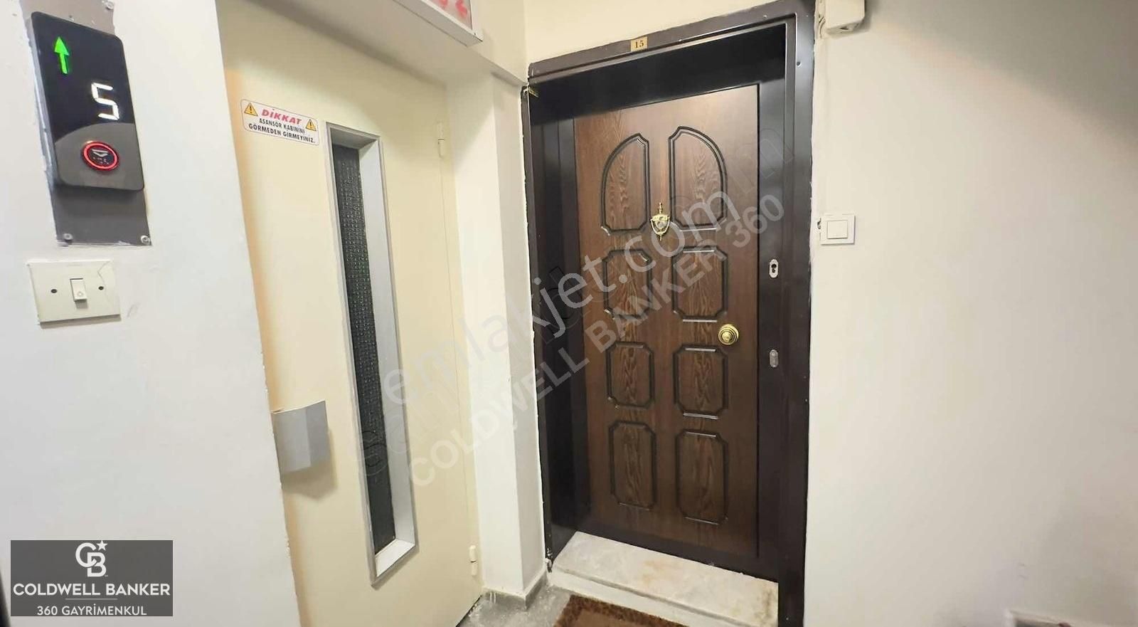 İzmir Mithatpaşa Caddesinde Deniz Manzaralı Satılık Yalı Dairesi - Görsel 17