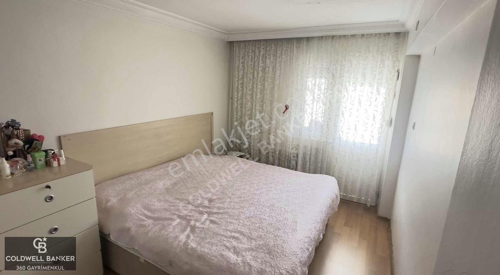 İzmir Mithatpaşa Caddesinde Deniz Manzaralı Satılık Yalı Dairesi - Görsel 13