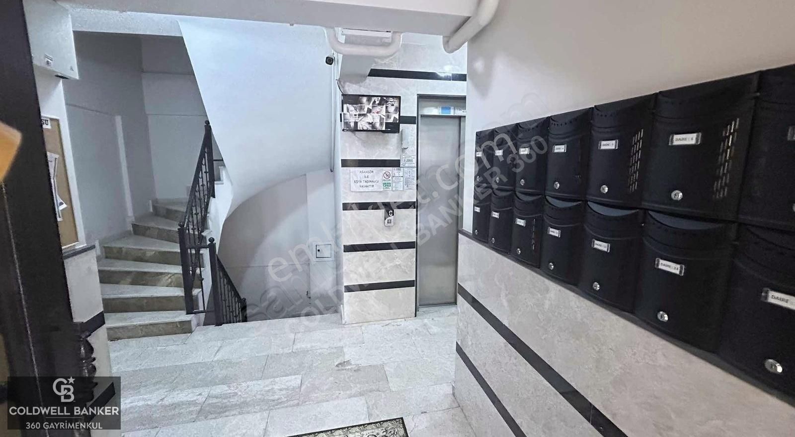 Kiralık Daire Bayrakl Fuatedip Mahallesinde Amerikan Mutfak 2+1