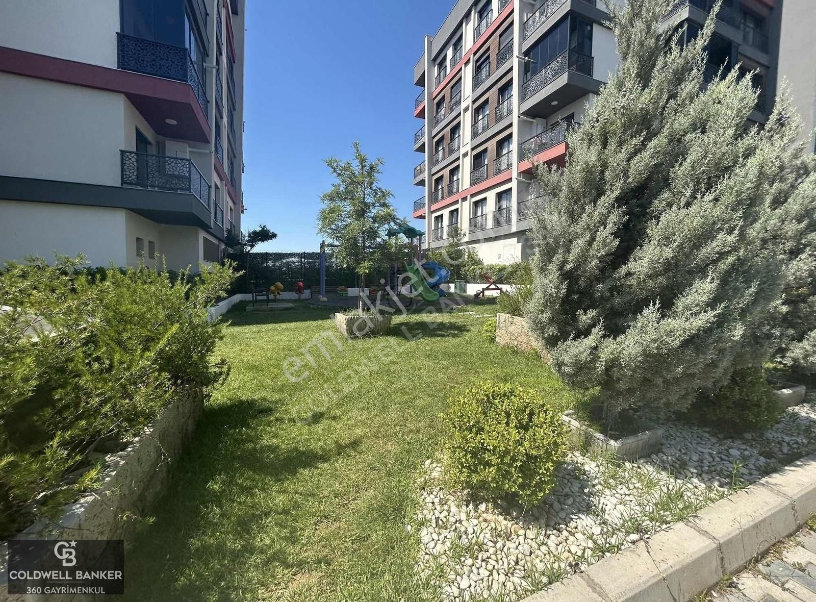 Acil /bes Garden Sitesi Satılık 4+1 Dubleks Havuz Cephe Daire - Görsel 3