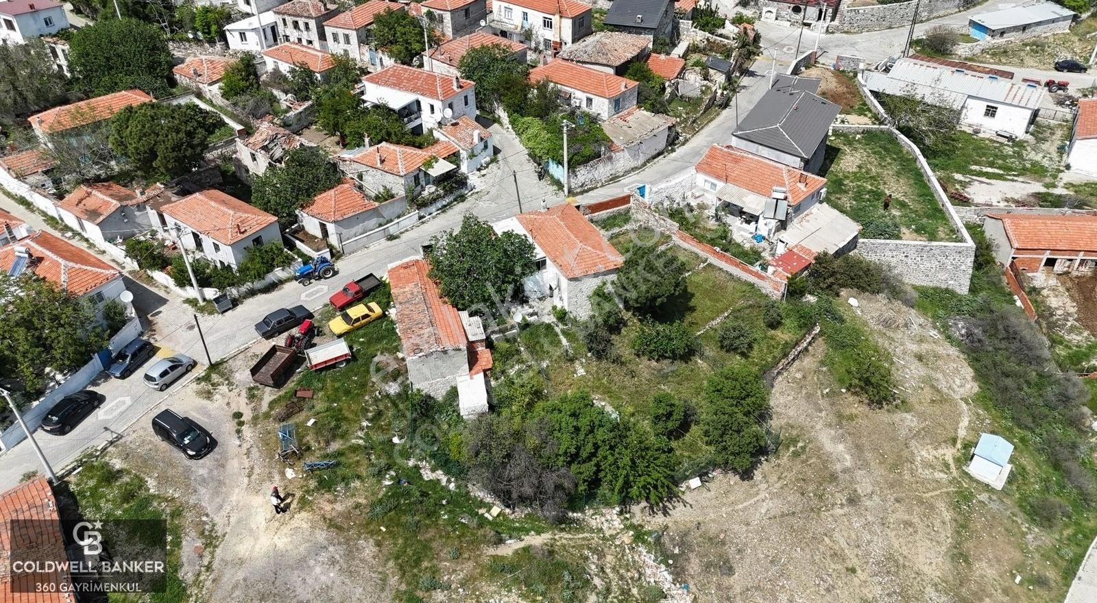 İzmir,aliağa,aşağışakran Da 2+1 Satılık Müştemilatlı Müstakil Ev - Görsel 8