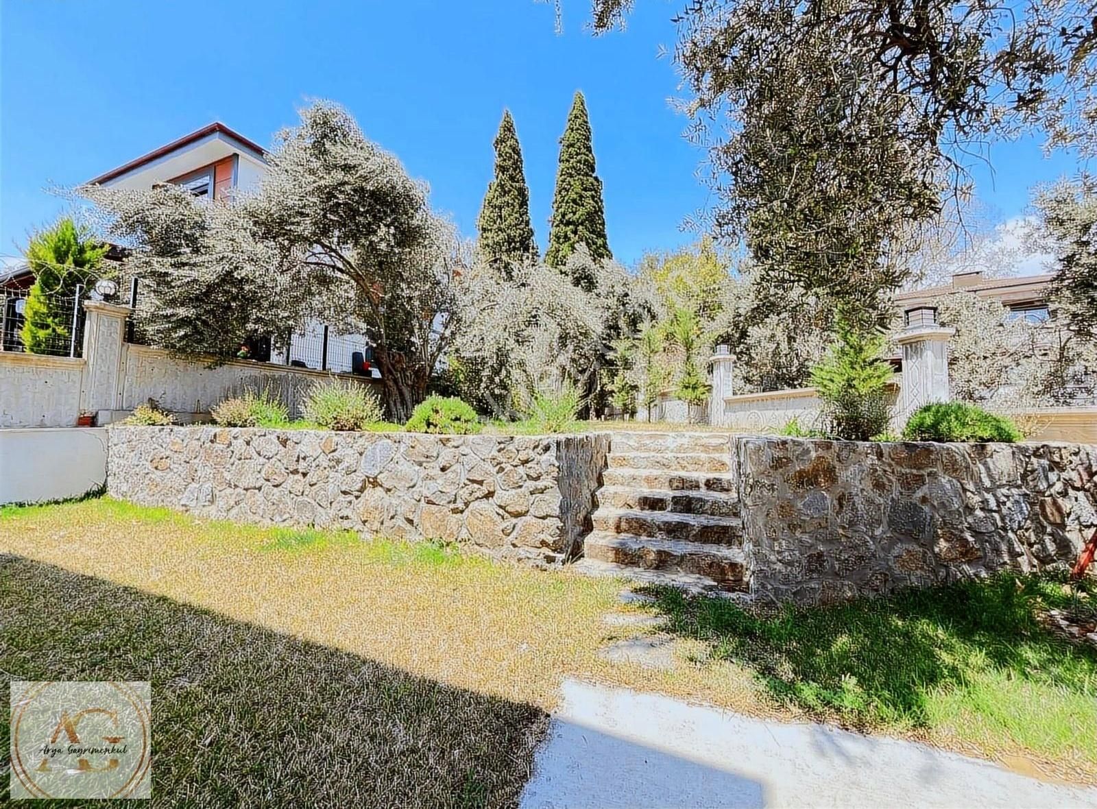 Arya'dan Güre'de Tam Bağımsız 6+1 Geniş Bahçeli Akıllı Villa - Görsel 24