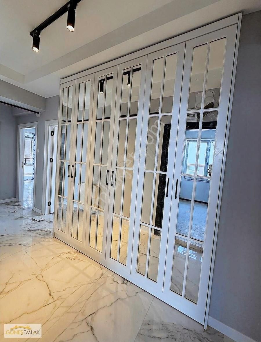 Güneş Emlaktan Tek Daire Üstüne Yapılı Ultra Geniş Satılık Daire