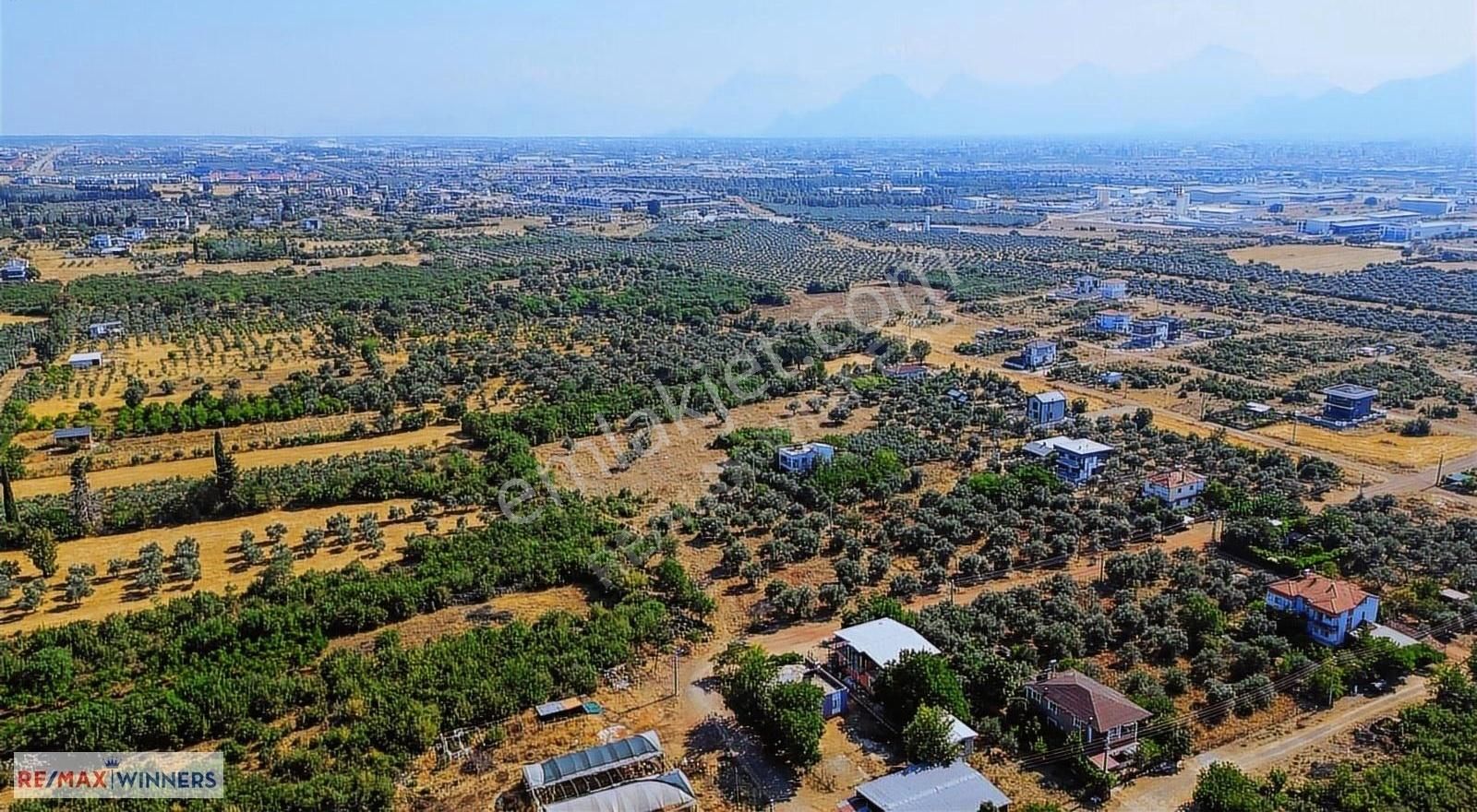 Döşemealtı Çıplaklıda Yatırıma Uygun 2.167 M² Ticari Arsa
