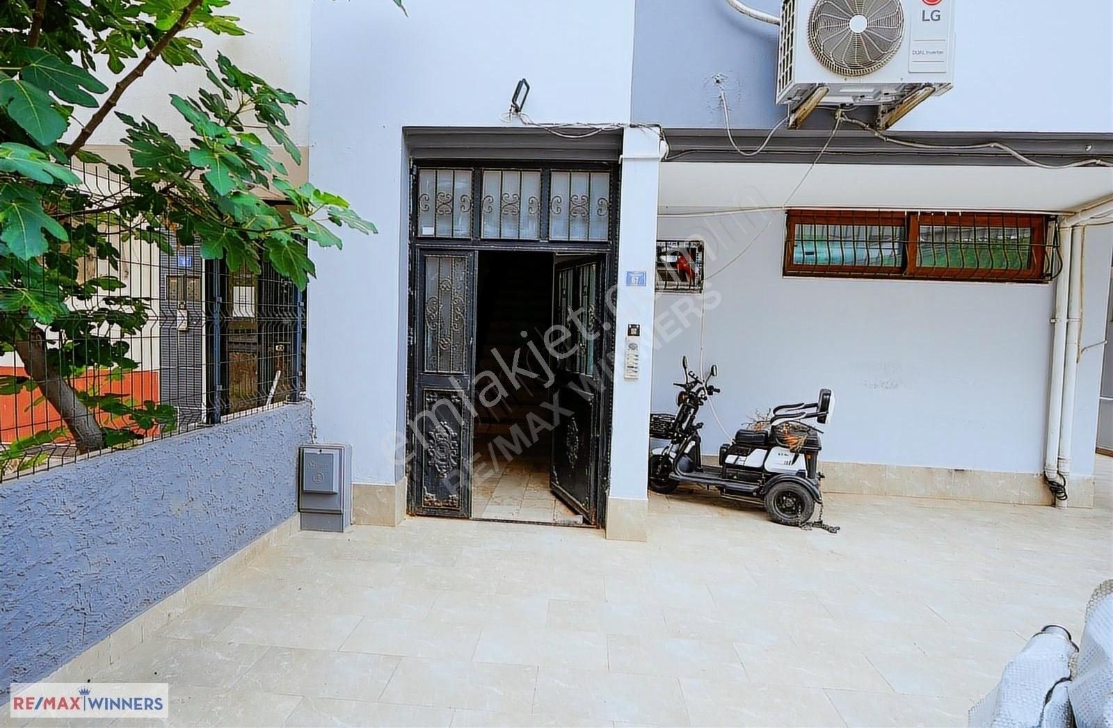 Altınkum'da Full Tadilatlı Satılık 2+1 - Görsel 26