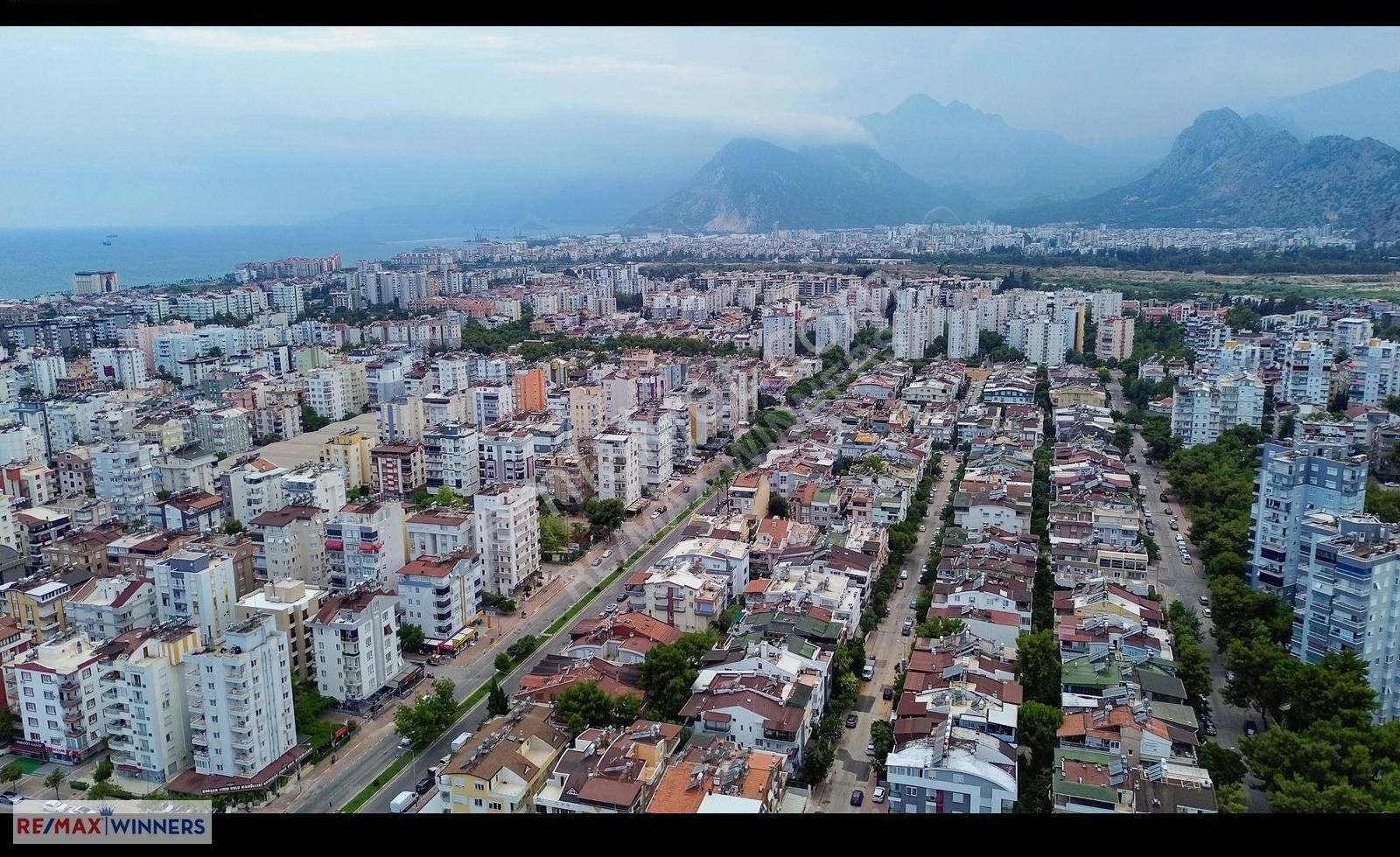 Altınkum'da Full Tadilatlı Satılık 2+1 - Görsel 34