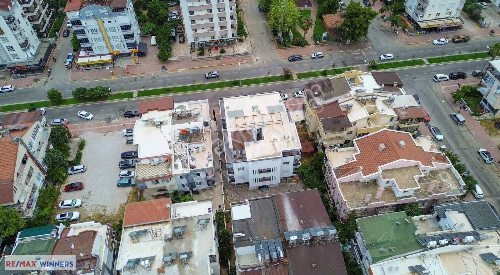 Altınkum'da Full Tadilatlı Satılık 2+1 - Görsel 43