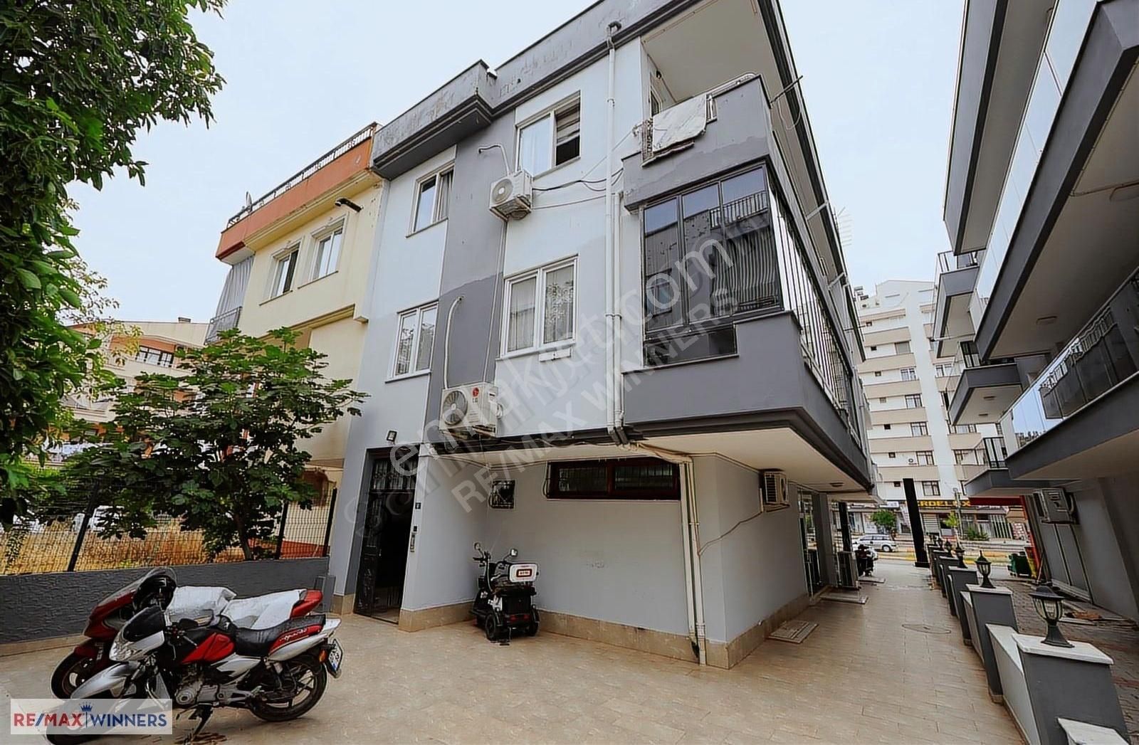 Altınkum'da Full Tadilatlı Satılık 2+1 - Görsel 15