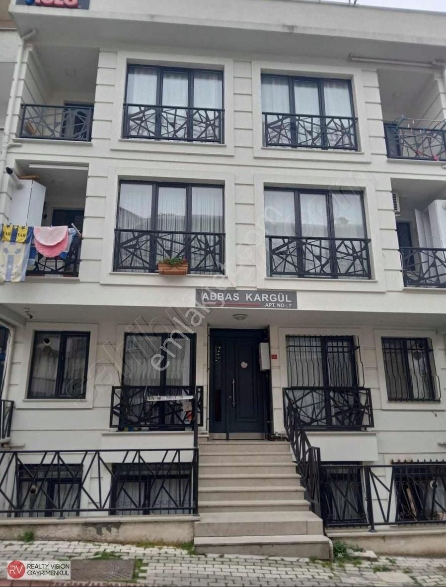 Rv Den Yeni Binada 2+1 Bahçe Katı Eşyalı Kiralık Daire